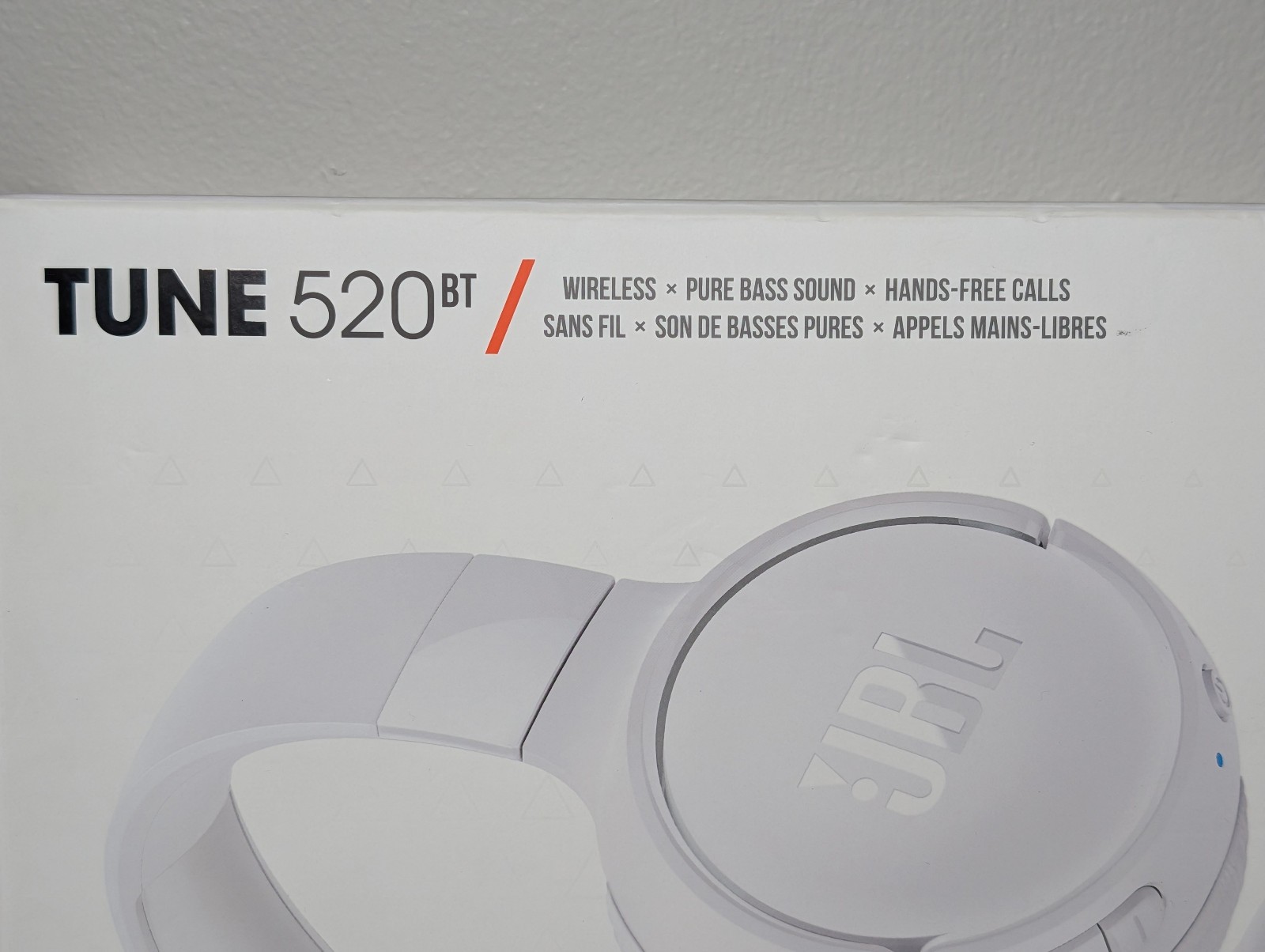 JBL Tune 520BT Bluetooth Wireless On-Ear Headphones – Foldable