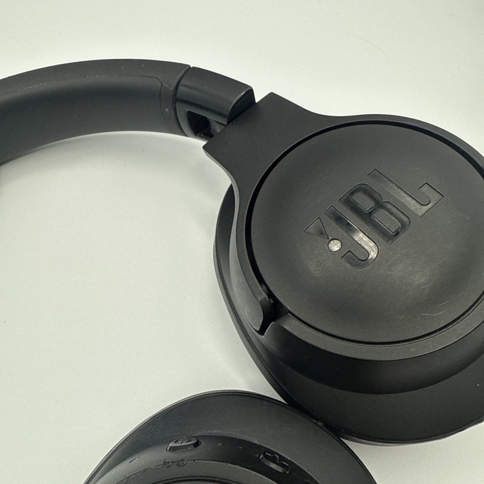 JBL TUNE 760NC Active Noise Cancelling Bluetooth Headphones AS IS PARTS READ ***