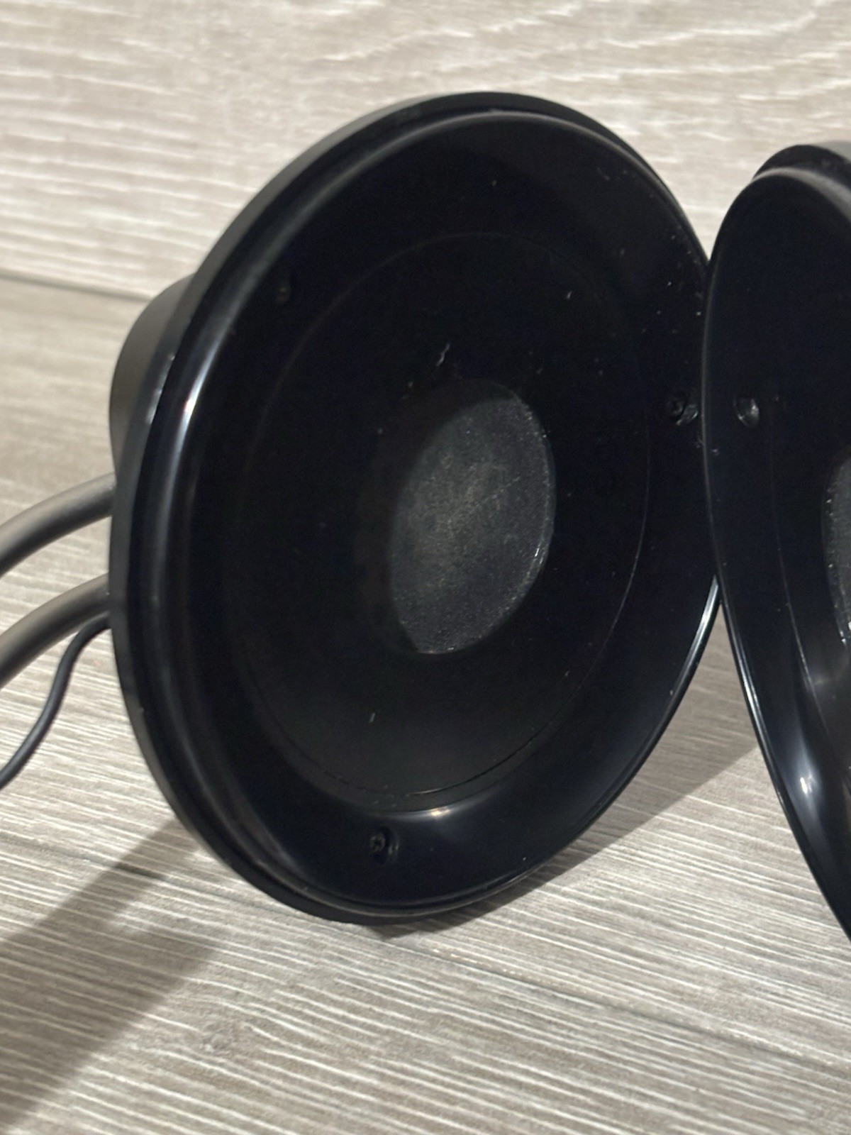 Fostex T20 Professional Studio Headphones WORKING – (NEED EAR-PADS AND WIRE)