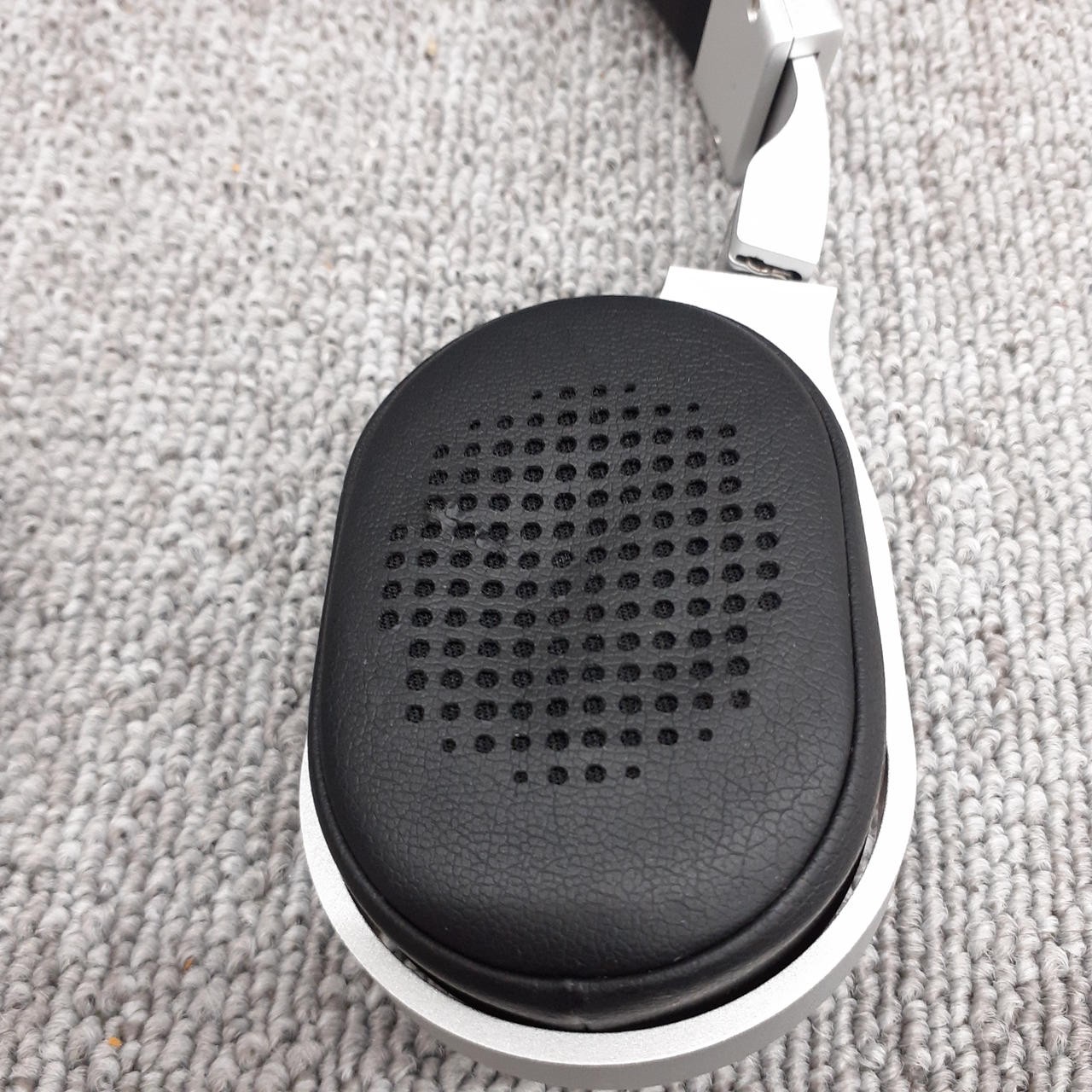 KEF M500 On-Ear Headphones with Case Used 6-Month Warranty from Japan