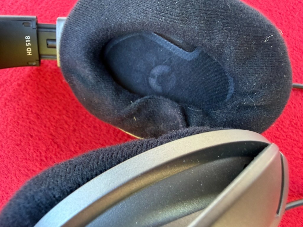 Sennheiser HD 518 Headphones