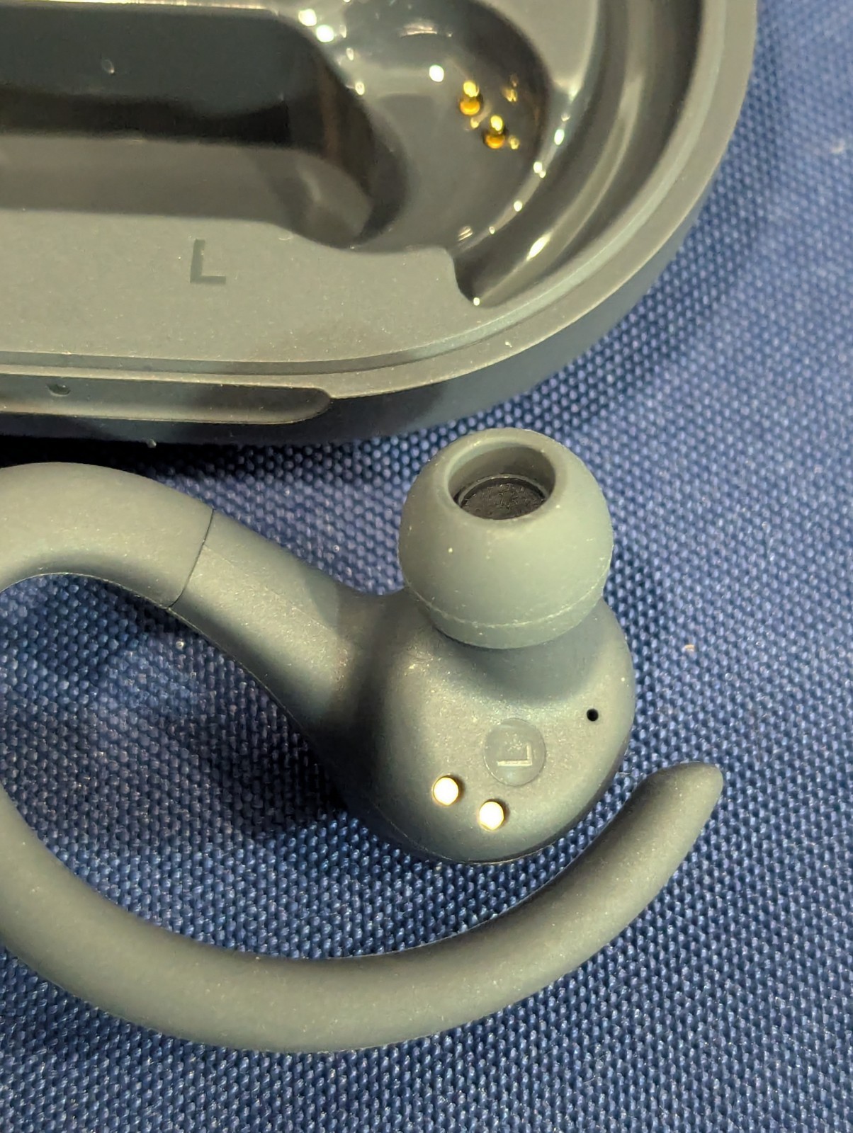 JLab Go Air Sport True Wireless Bluetooth Earbuds wCharging Case Black Tested