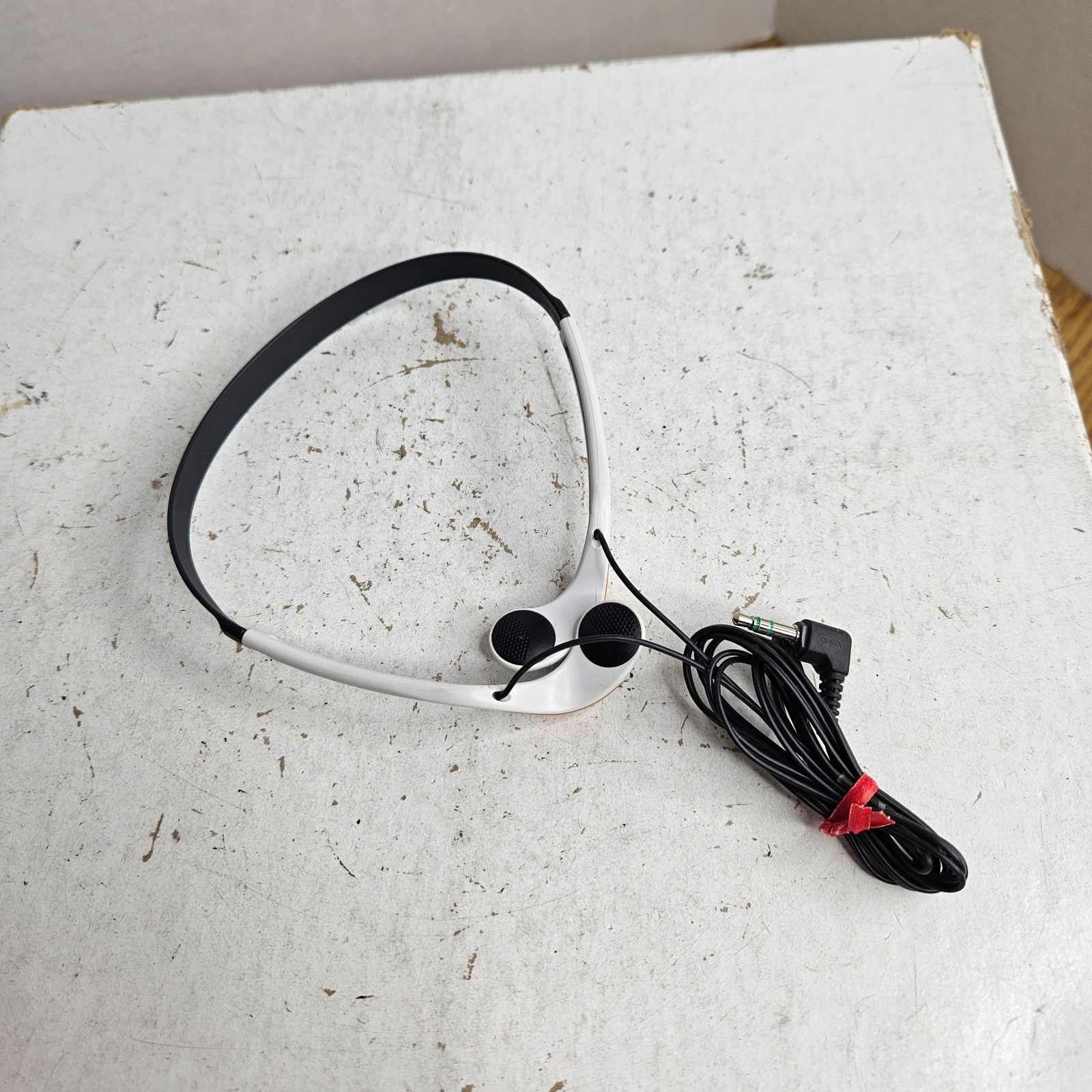 Sony MDR-W014 Vintage Headphones Over-the-Ear Neckband Wired Tested Works