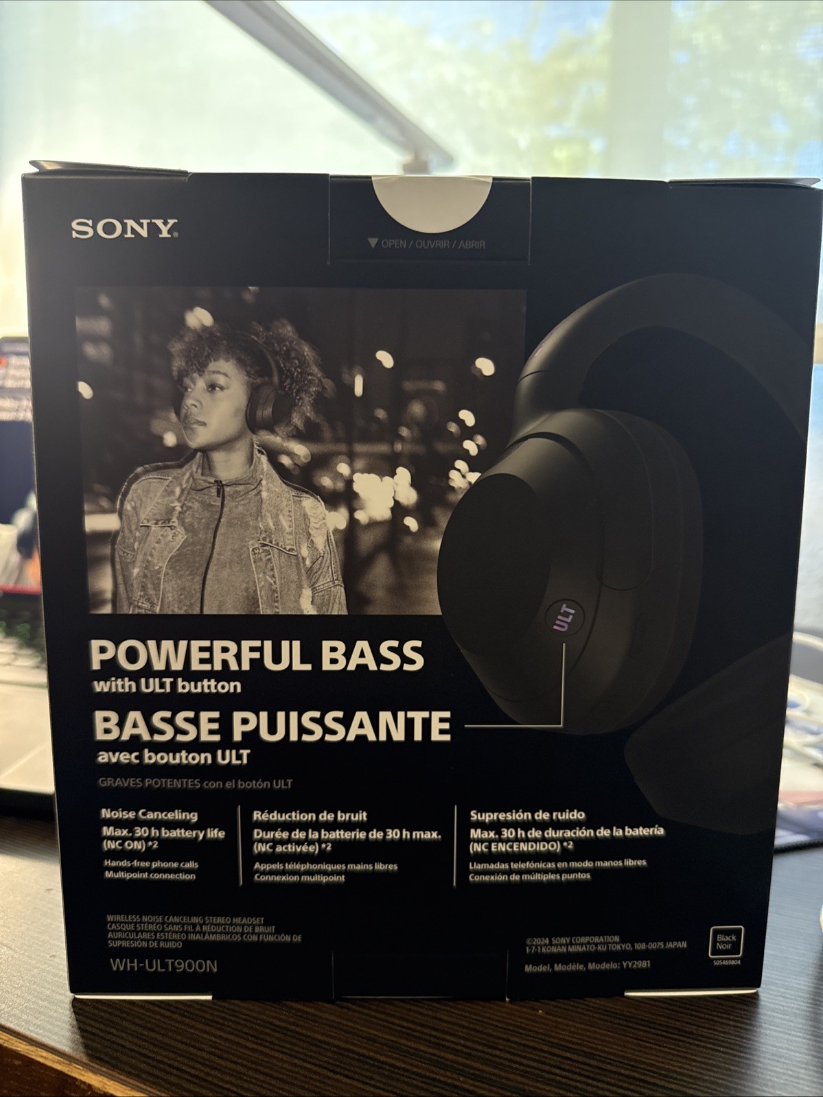 Sony ULT WEAR 900N Wireless Noise Cancelling Bluetooth Headphones Black NEW.
