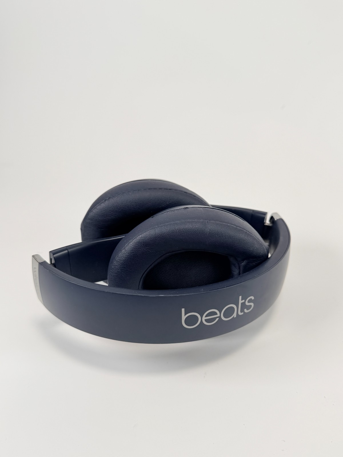 Beats by Dr. Dre Studio3 Bluetooth Over-Ear Headband Headphones Navy Blue