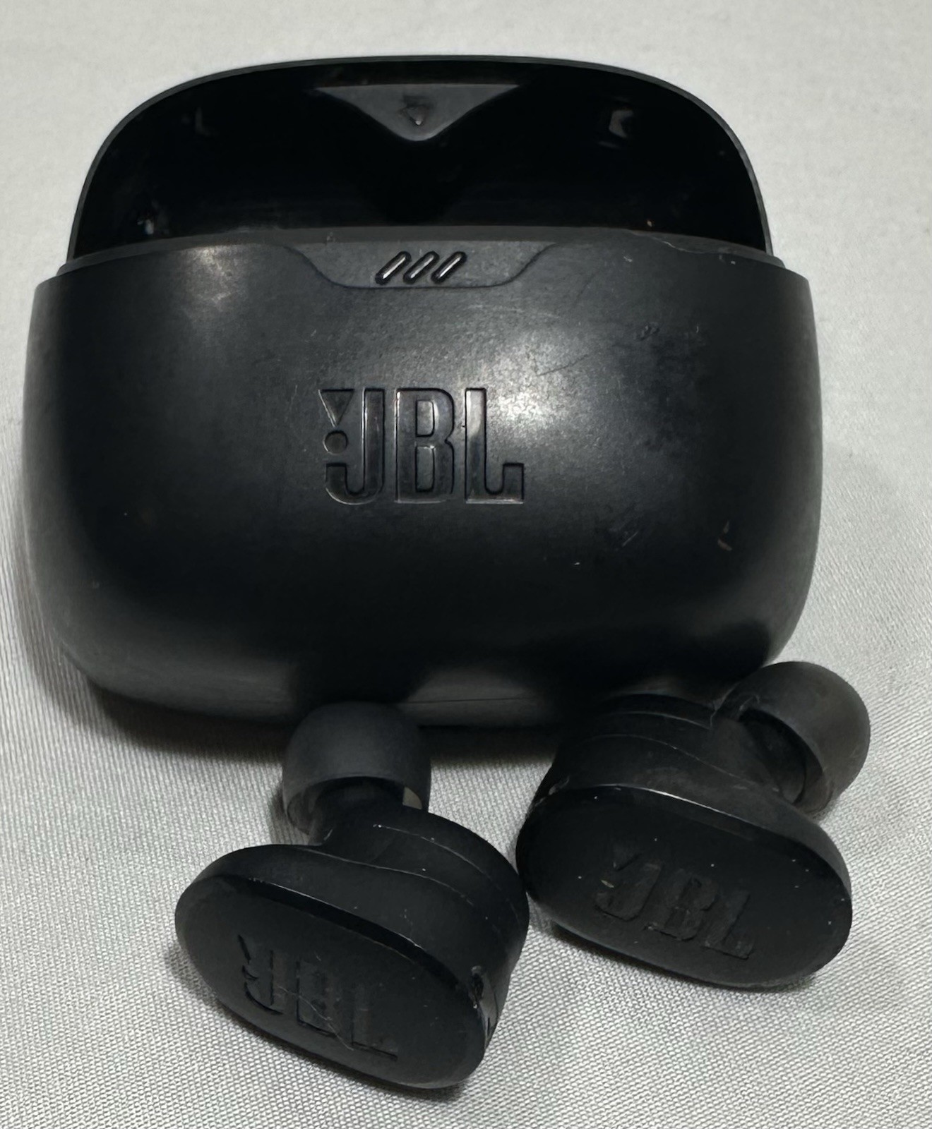 JBL Tune Buds True Wireless Active Noise Cancelling Earbuds(Used-Fair Condition)