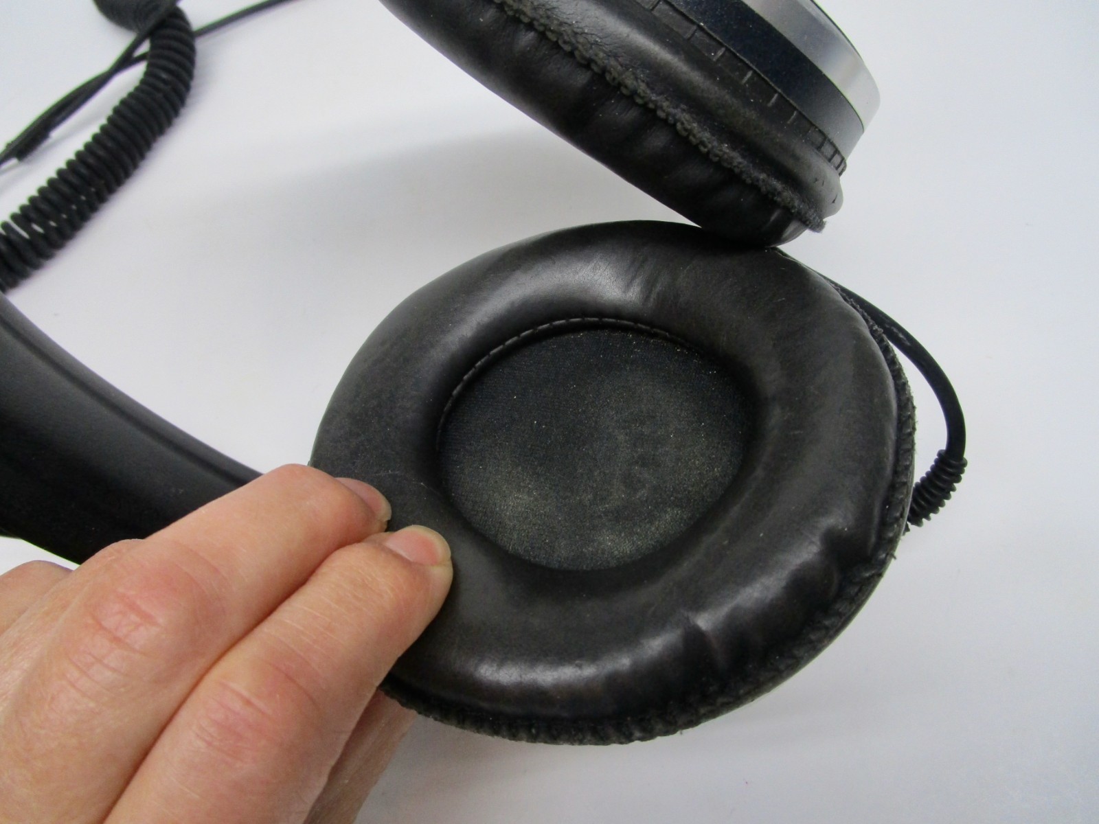 Headphones AKG K271 MKII studio monitor closed used