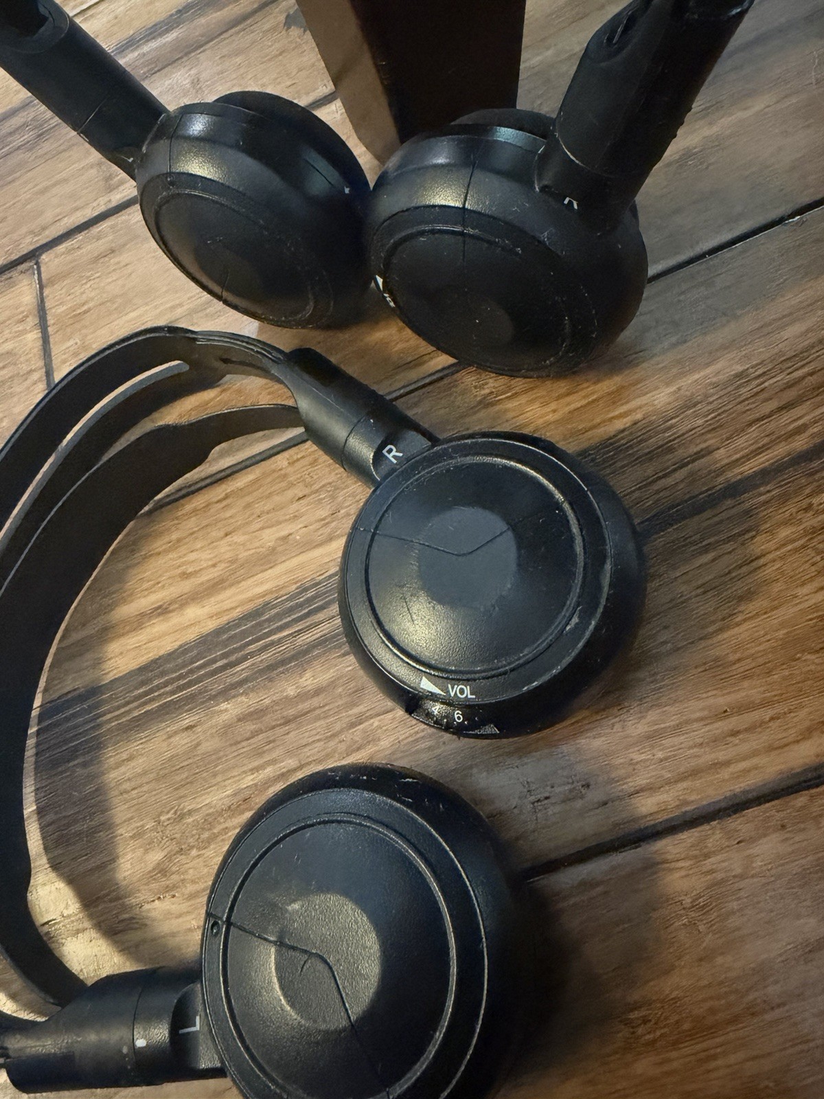 Honda Odyssey – Rear Entertainment Wireless On-Ear Headphones
