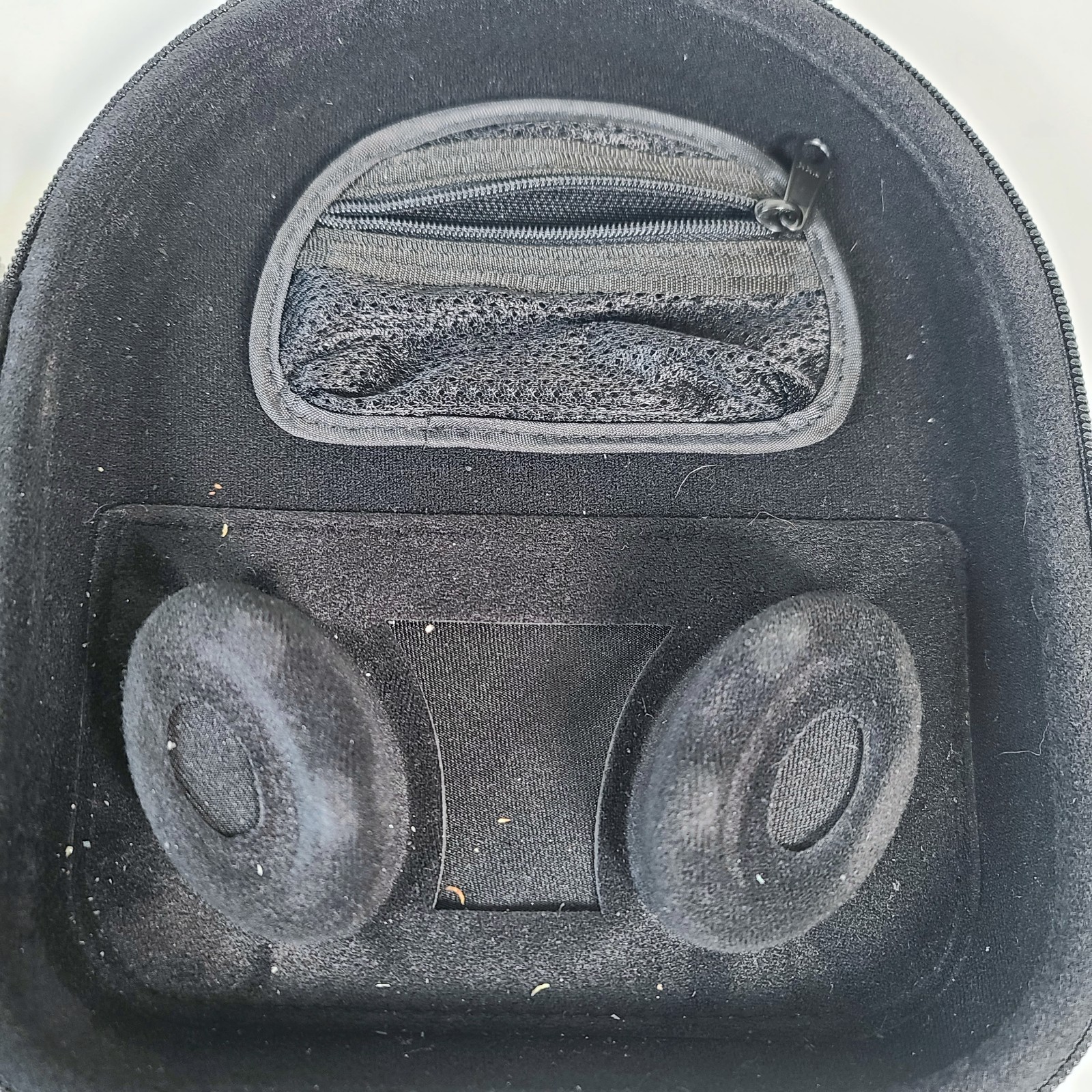 Bose QuietComfort 2 Acoustic Noise Cancelling Wired Headphone w/ Protective Case