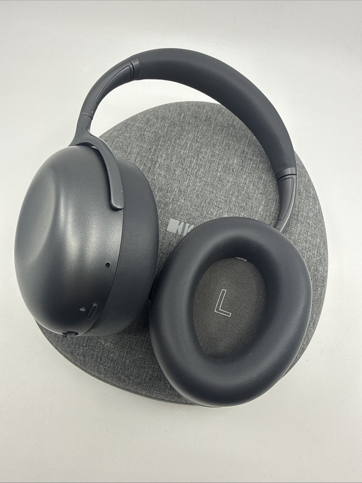 KEF Mu7 Wireless Headphones – Silver