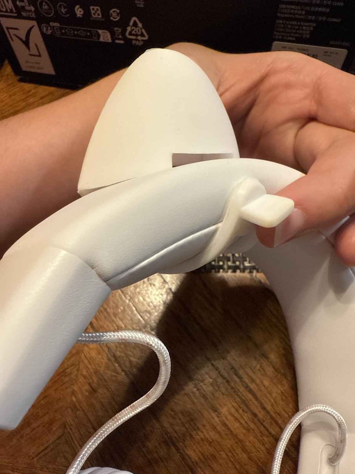 Lively Cat Ears for Headsets – Perfect Accessory for Gamers in Black & Pink