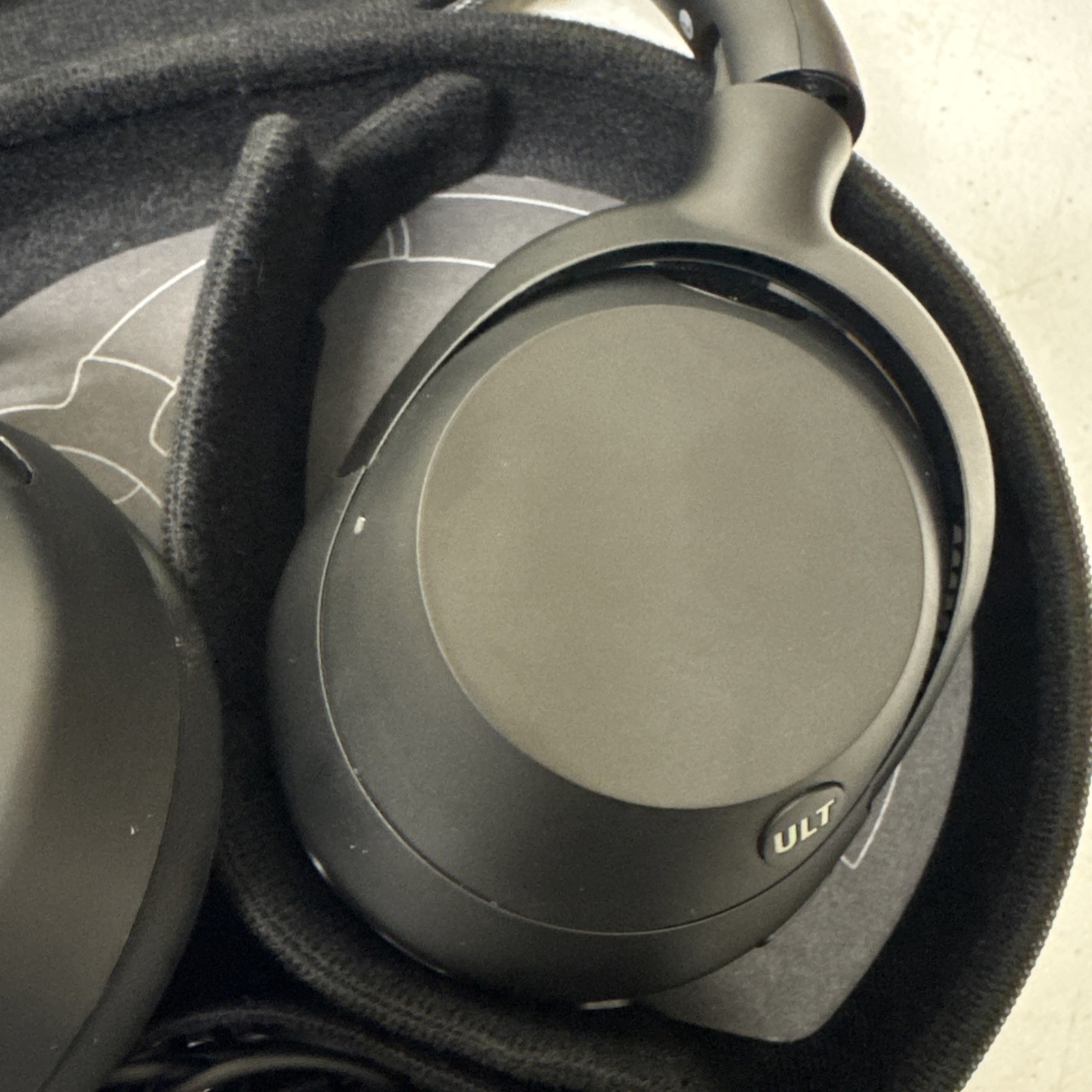 Sony ULT WEAR 900N Wireless Noise Canceling Bluetooth Headphones – Black