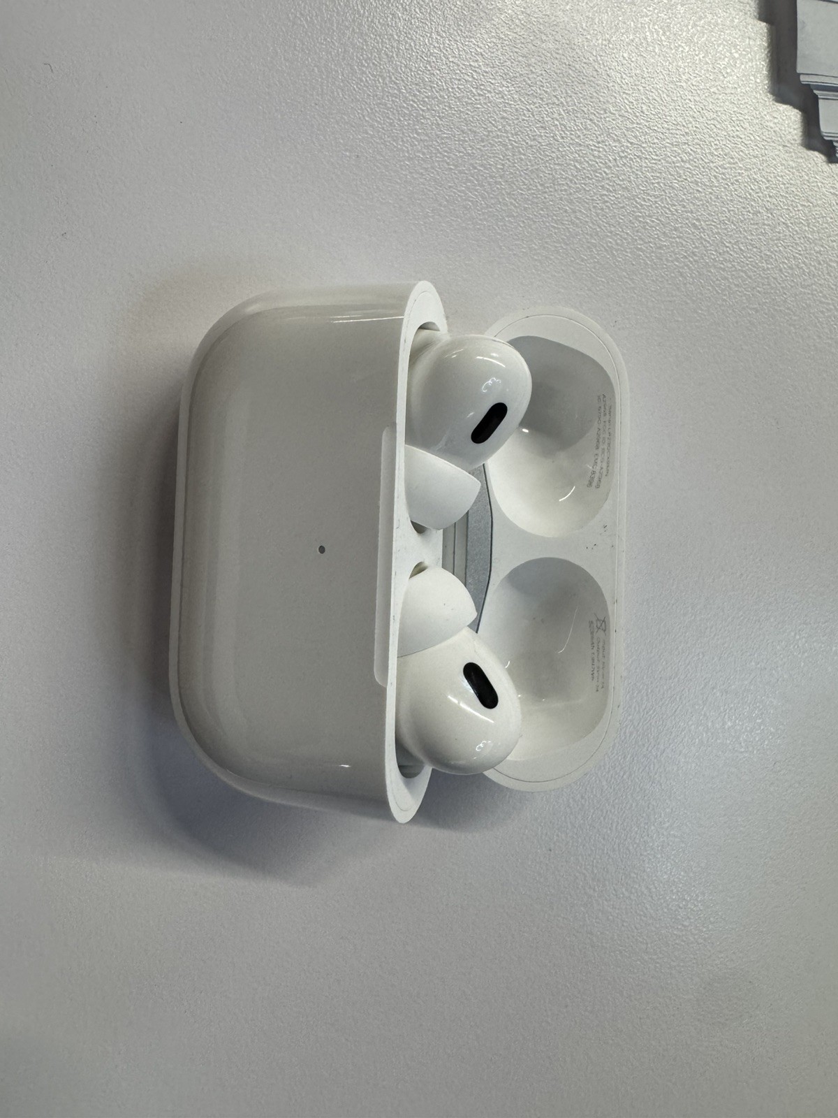 Apple Airpods Pro 2nd Wireless Active Noise Cancelling Earbuds – White MTJV3LL/A