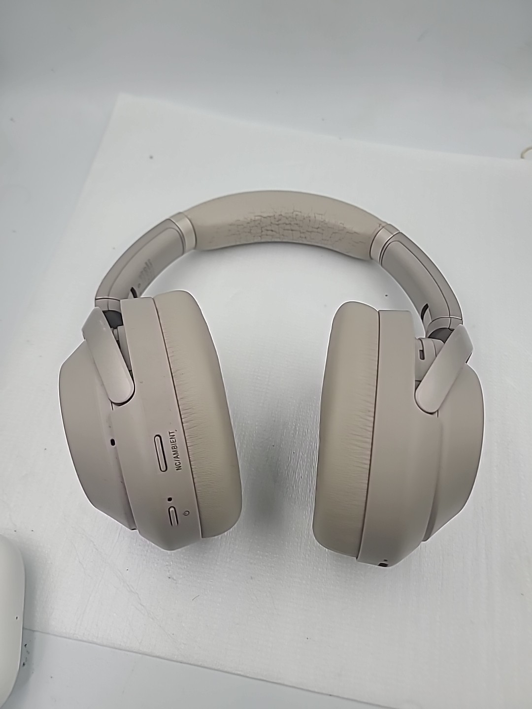 Genuine Sony WH-1000XM3 Wireless Noise-Cancelling Over-the-Ear Headphones Beige