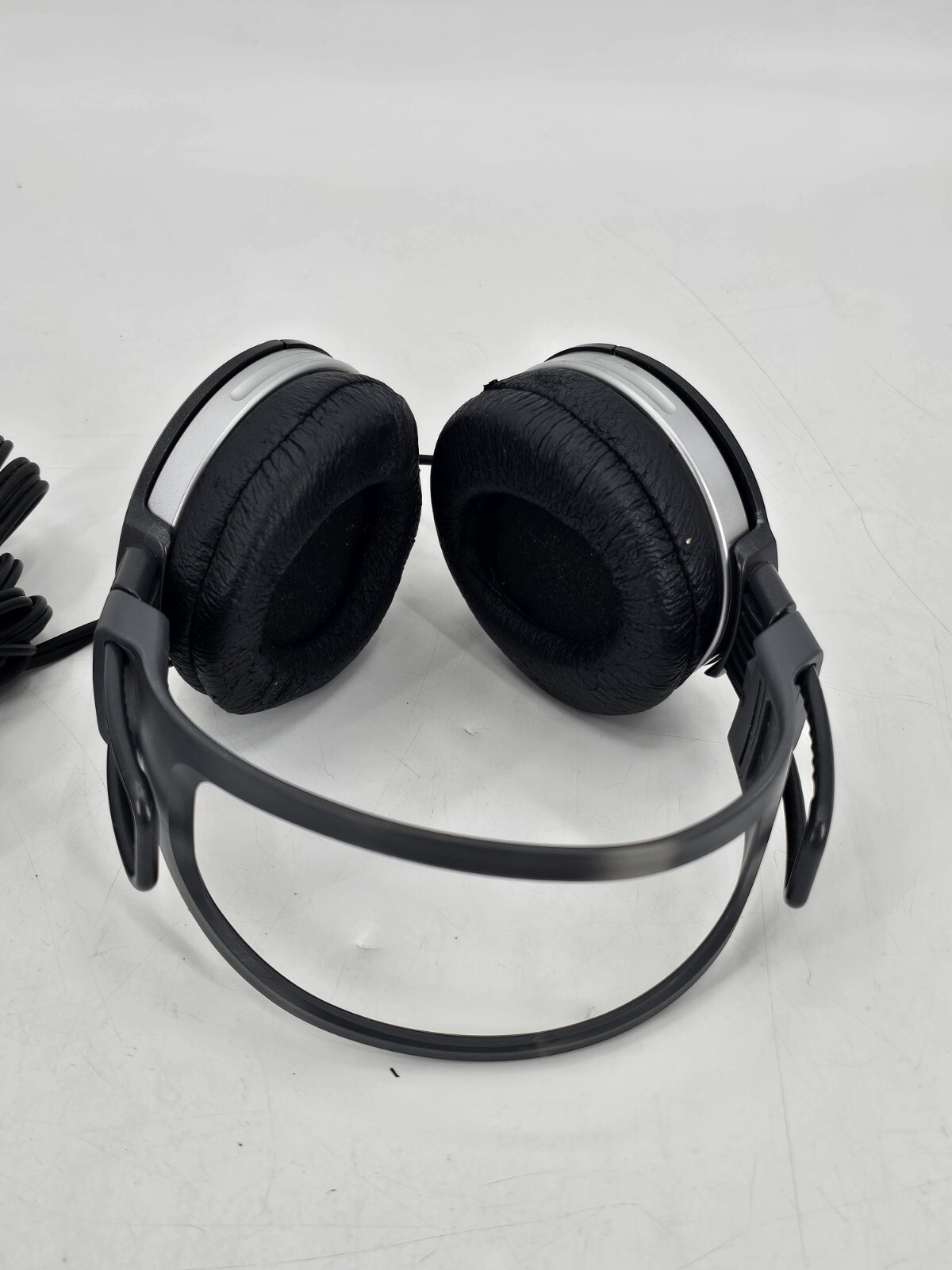 Sony MDR-XD100 Headband Headphones – Silver/Black Adjustable 10 Ft. Cord