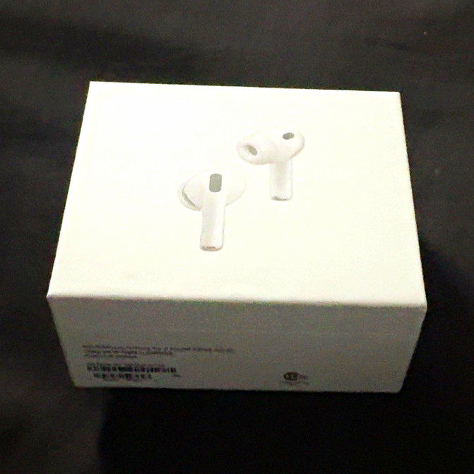 Apple AirPods Pro 3 In-Ear Wireless Bluetooth Earbuds w/ Noice cancellation