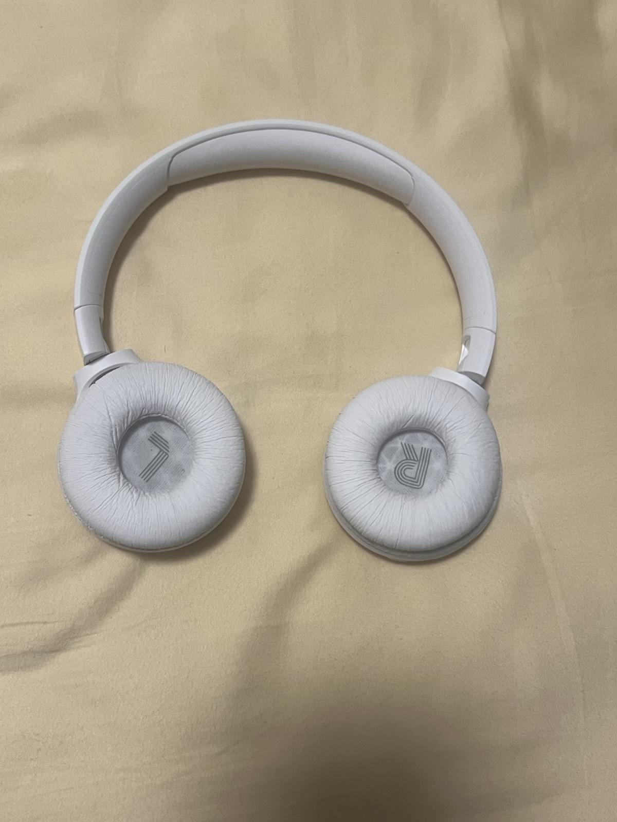 JBL Tune 520BT Bluetooth Wireless On-Ear Foldable Headphones