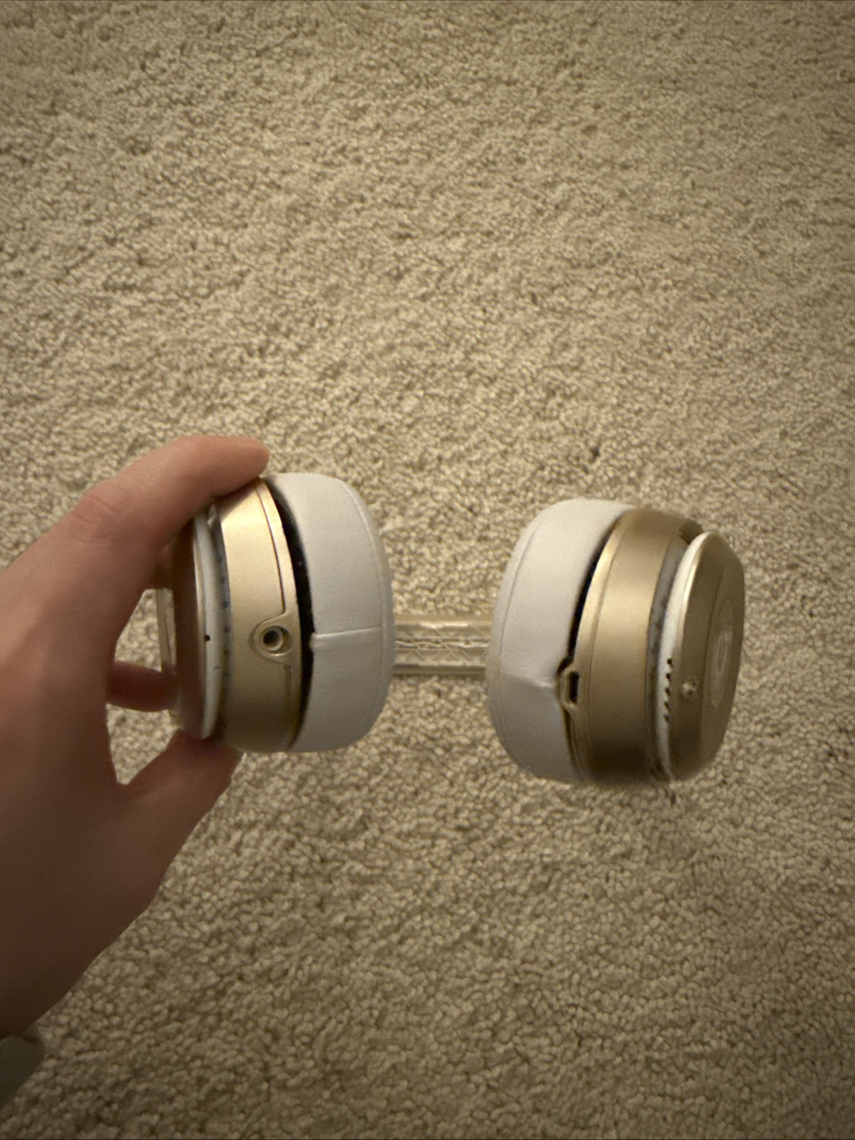 Used Gold Beats Solo Wireless Headphones SEE DESCRIPTION