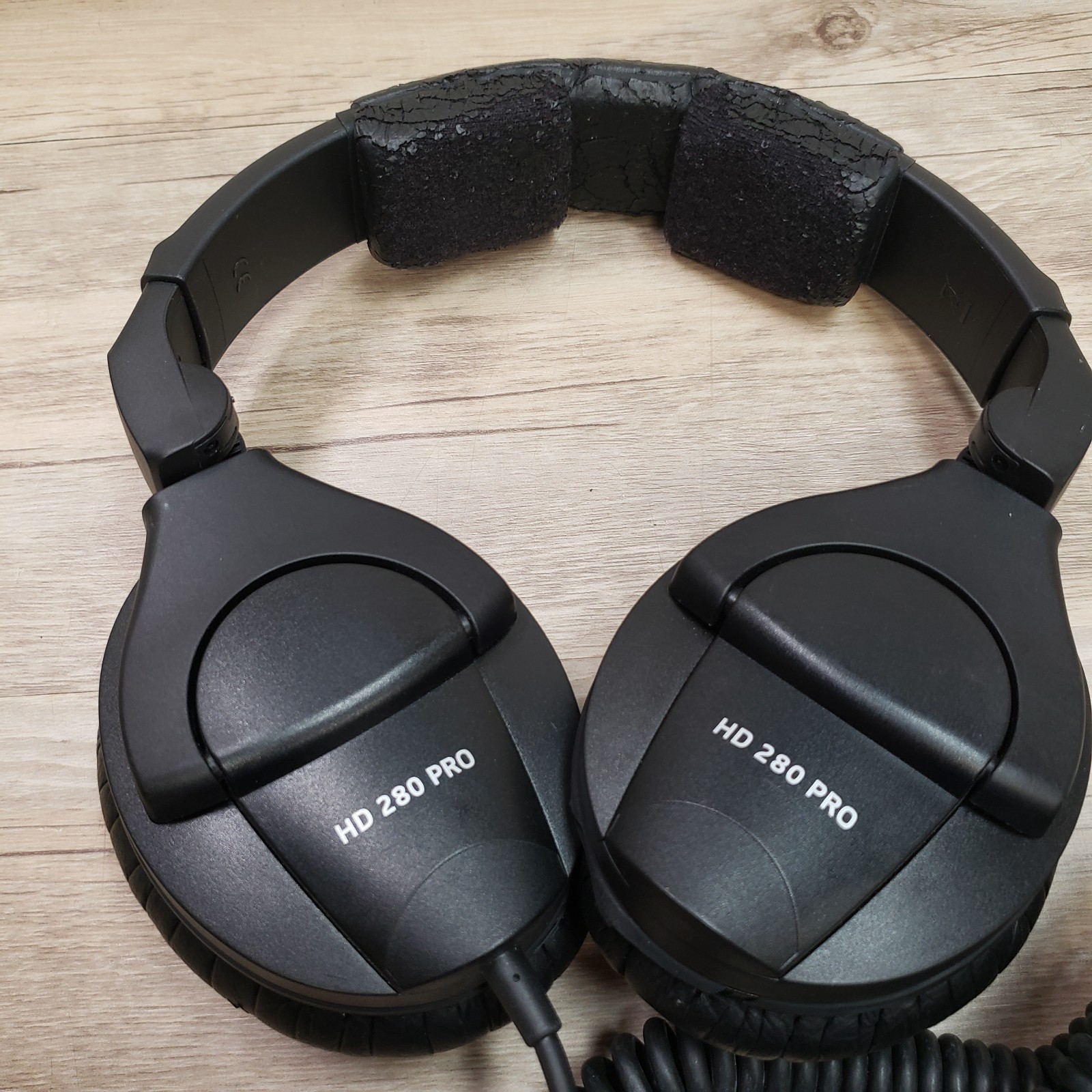 Sennheiser HD 280 Pro Studio Headphones 64 Ohm-Tested-Headband Peeling