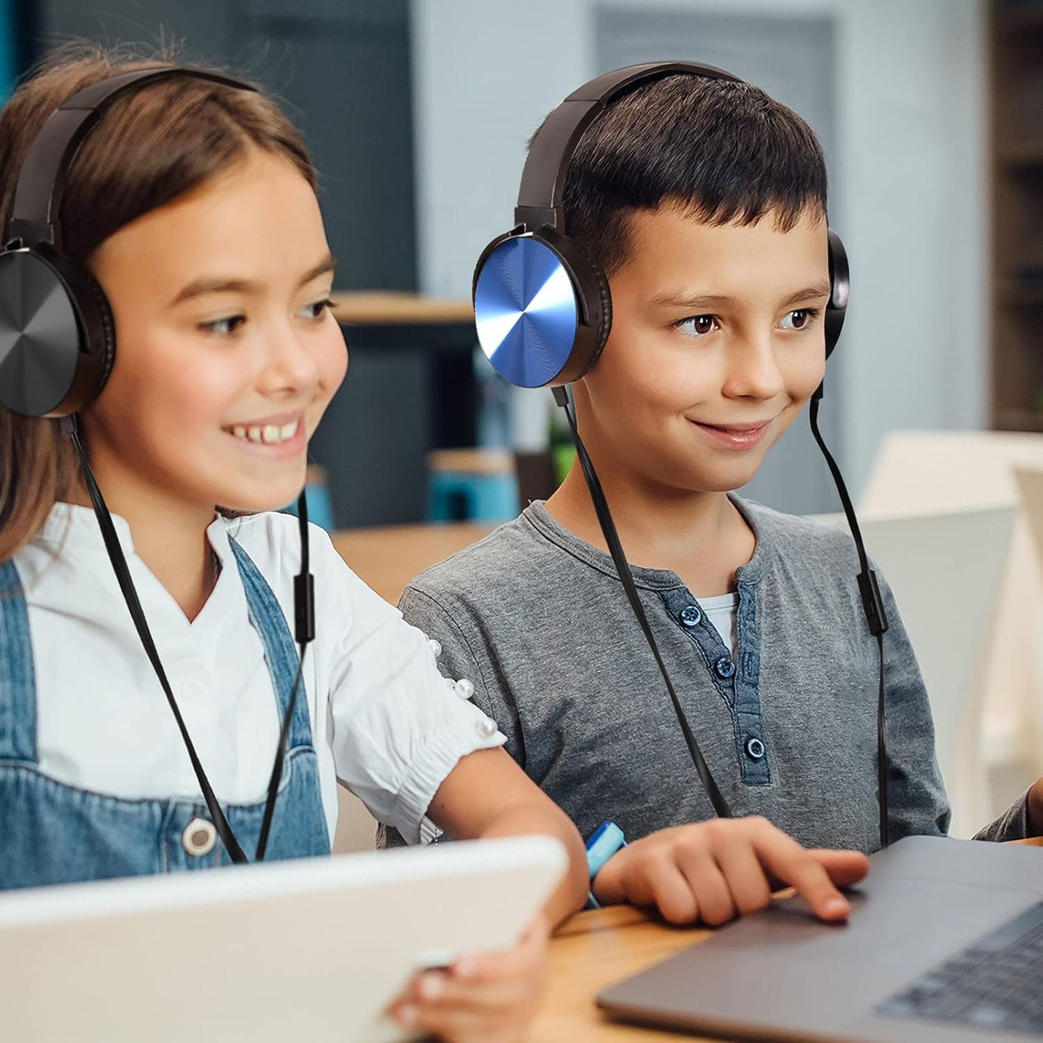 Classroom Headphones-Bulk 25-Pack, with Microphone Student on Ear Comfy Swivel E