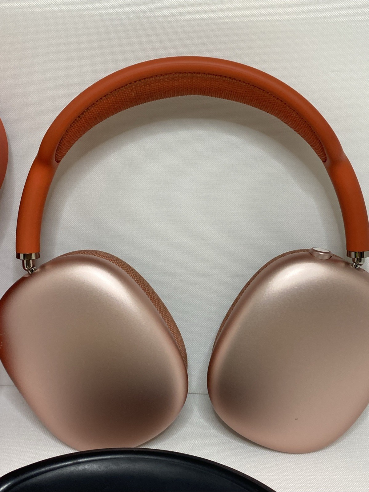 Apple AirPods Max Wireless Over-Ear Headphones Orange A2096
