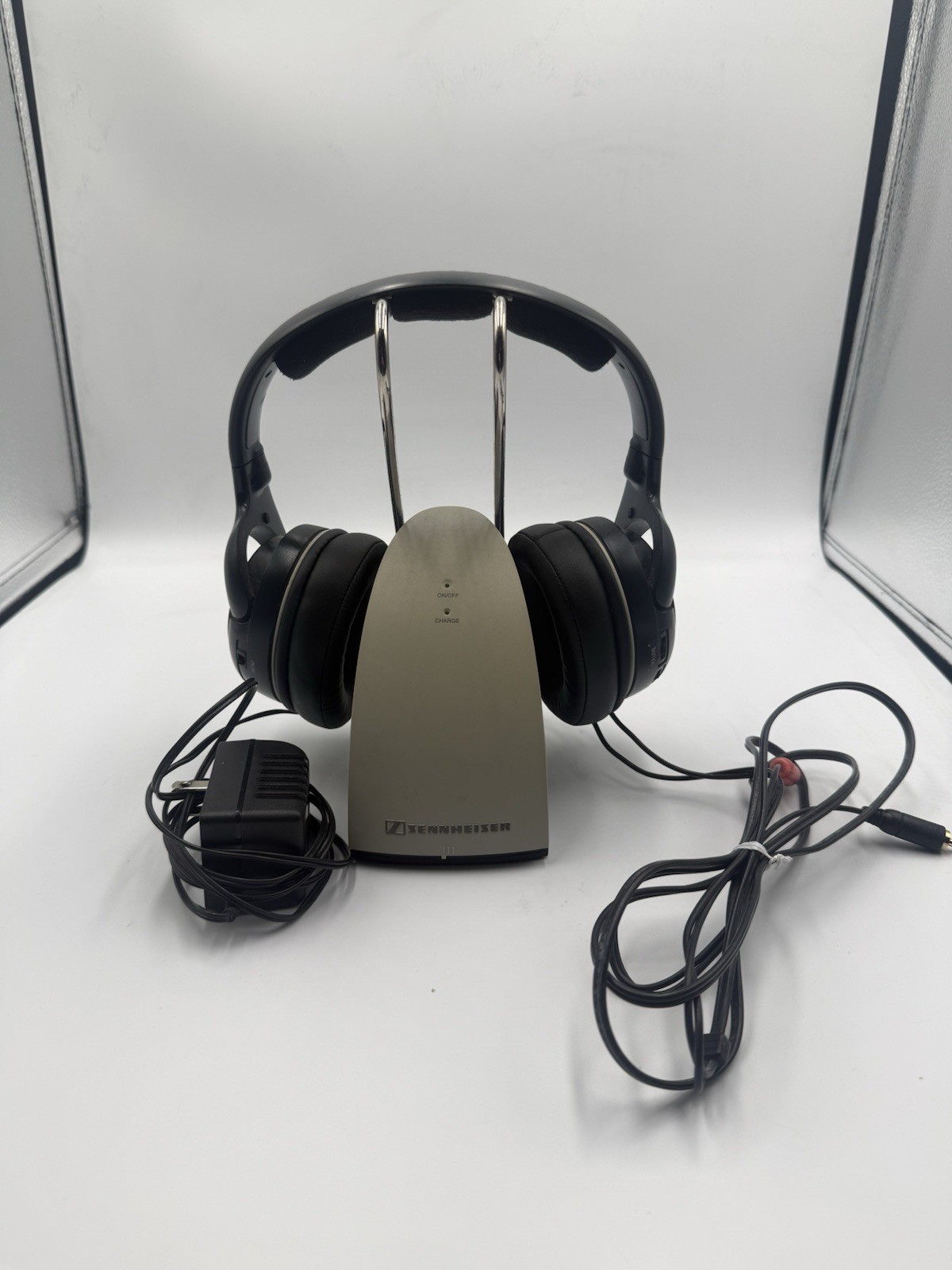 Sennheiser HDR120 Wireless Headphones Tested Working w/ Stand + New Ear Cushions