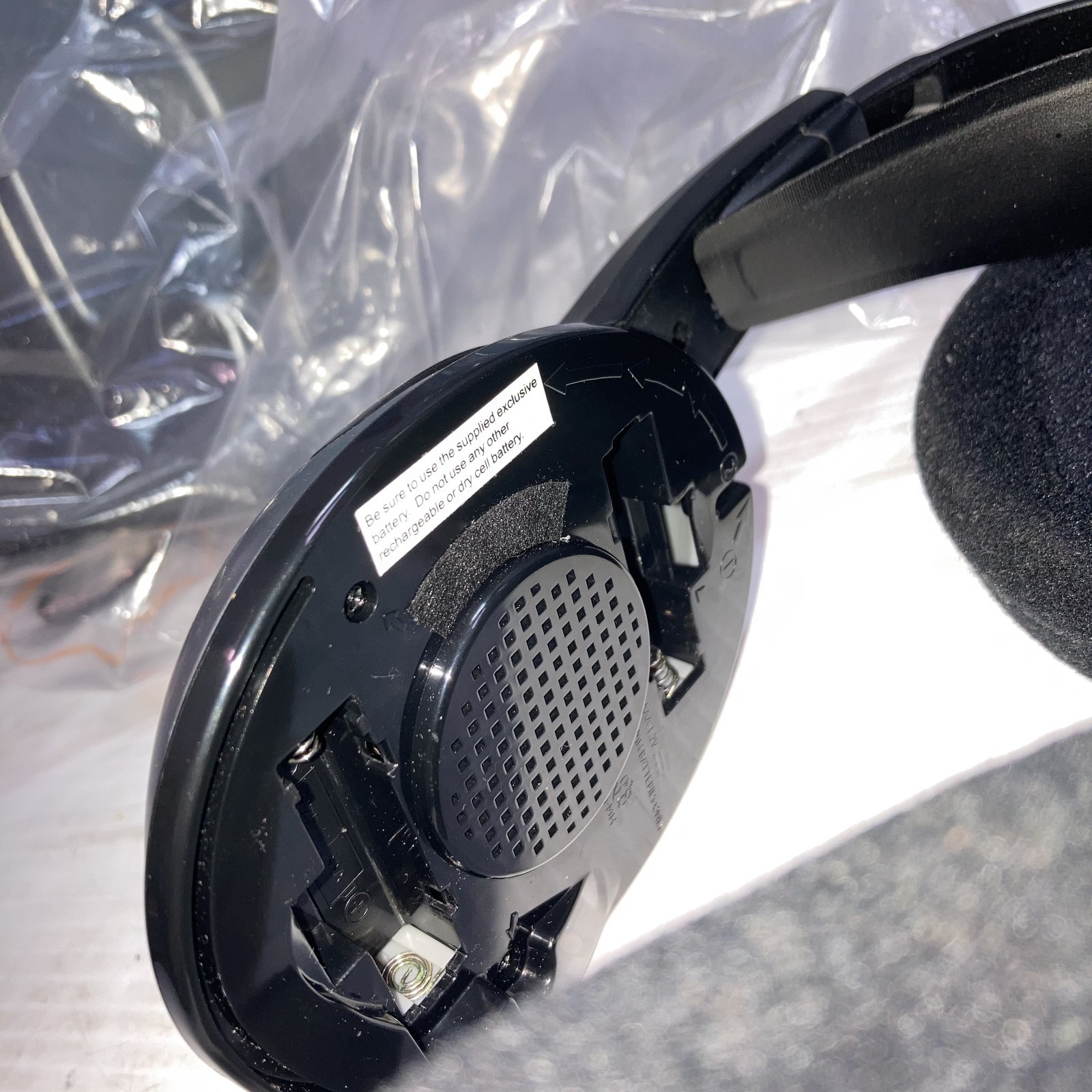 JVC HA-W600RF 900MHz Wireless Headphones w/ Transmitter Power Adapter Base