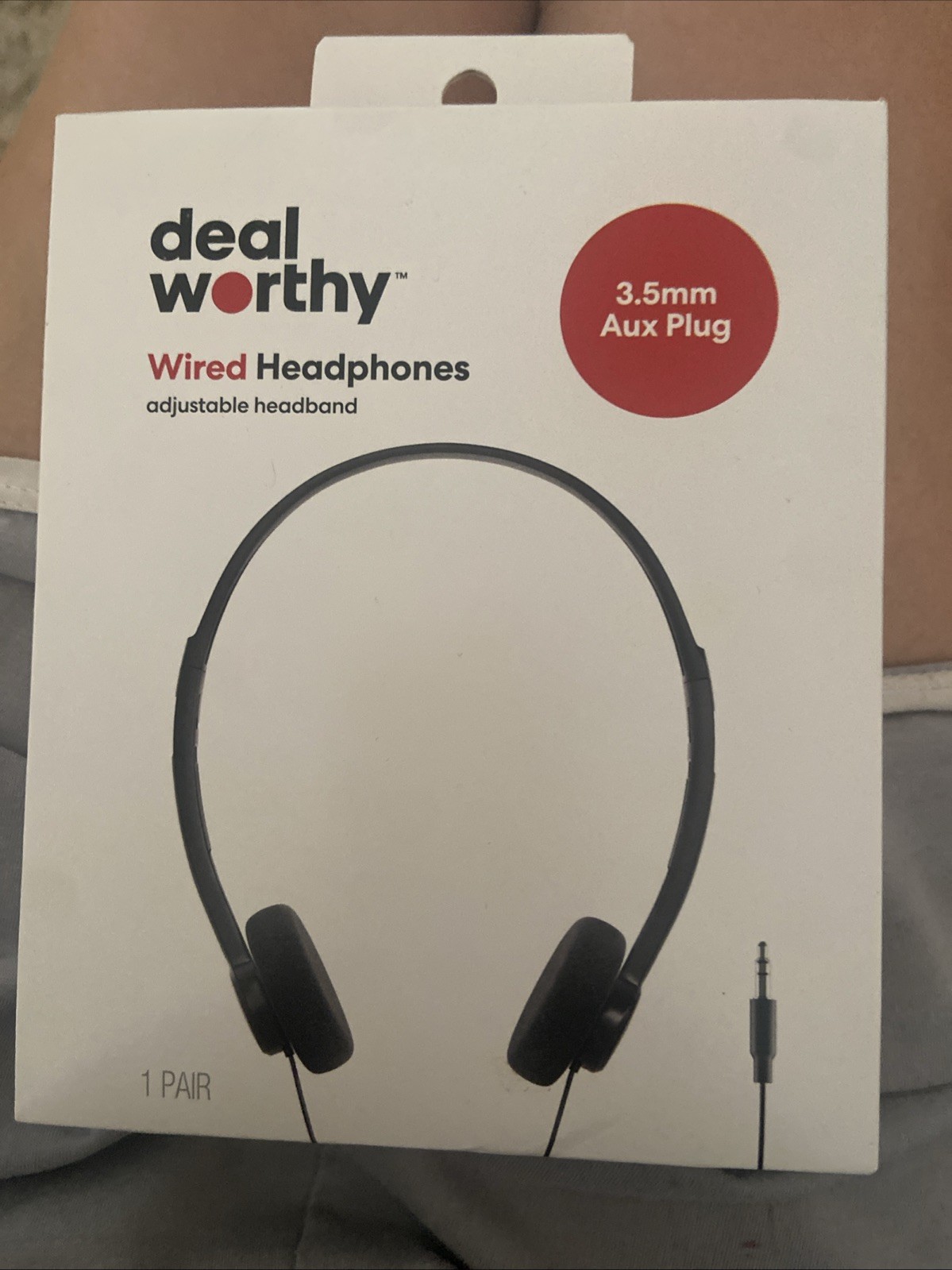Deal Worthy Wired Headphones 3.5mm Jack Adjustable Headband Black New Sealed