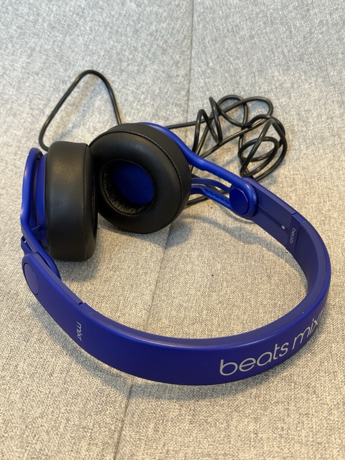 Beats Mixr Mixer Headphones Blue Limited Edition