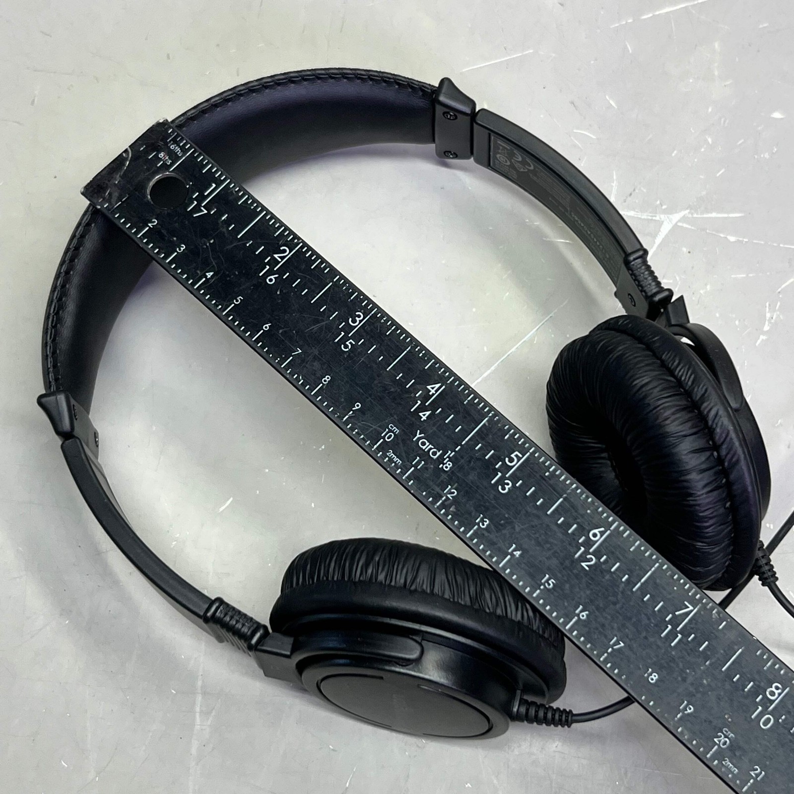 KENSINGTON Classic 3.5mm Headphone With 9ft Cord, Black K33137