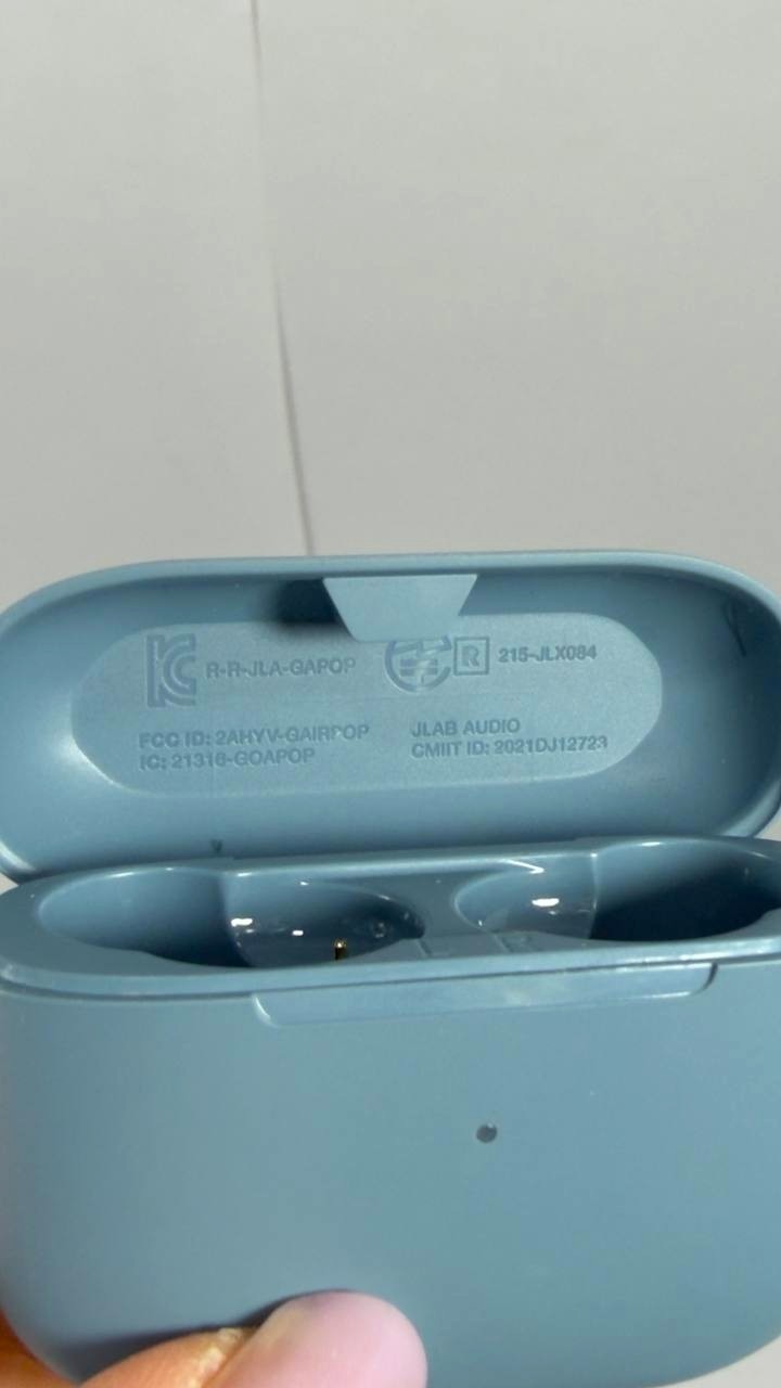 JLab GO Air Pop True Wireless Earbuds Slate (AS IS) EBGAIRPOPRSLT124