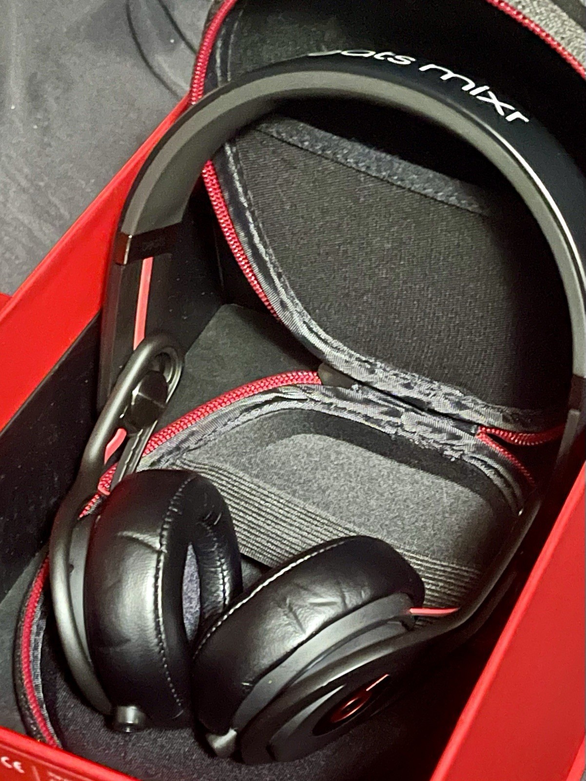 BEATS MIXR MIXER DJ Professional WIRED Headphones Matte Black FINISH