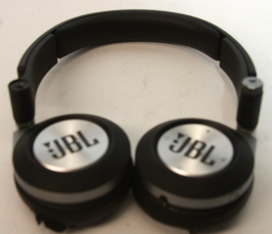 Wholesale LOT of 4 JBL Wireless Bluetooth Headphones Repair Parts AS-IS