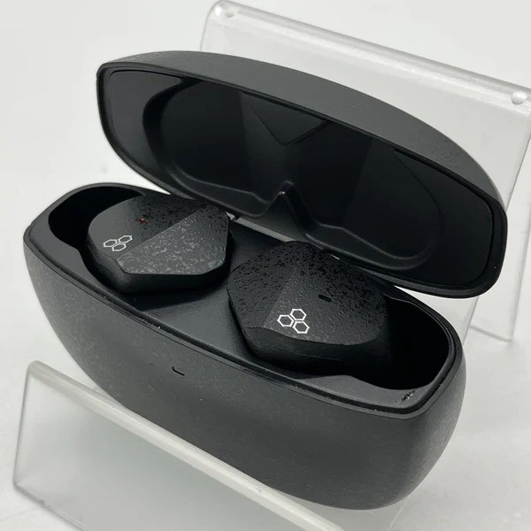 FINAL AUDIO ZE3000 Bluetooth Earphones Black