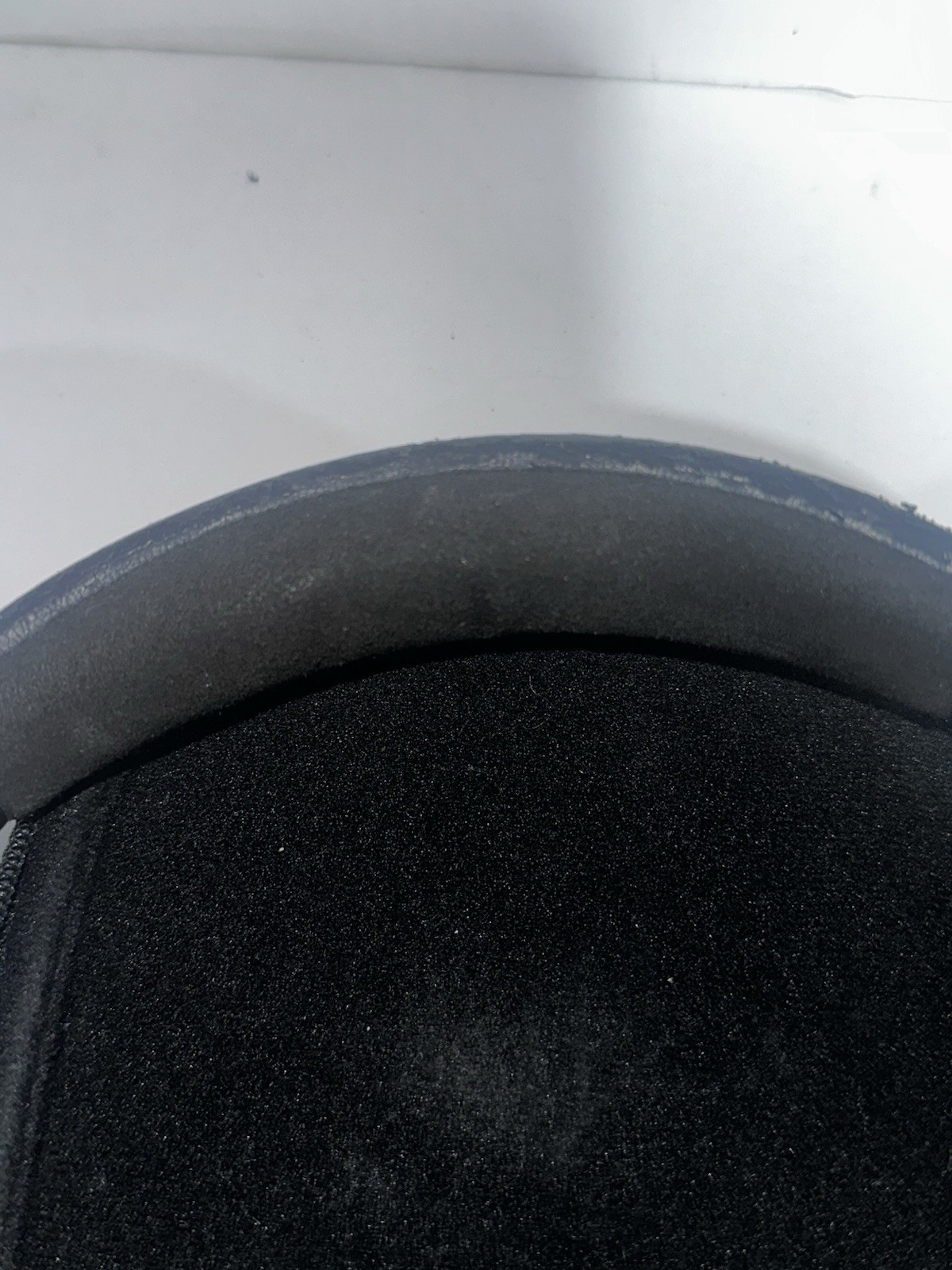 Bose QuietComfort 25 Acoustic Noise Cancelling Headphones Black Needs Pads