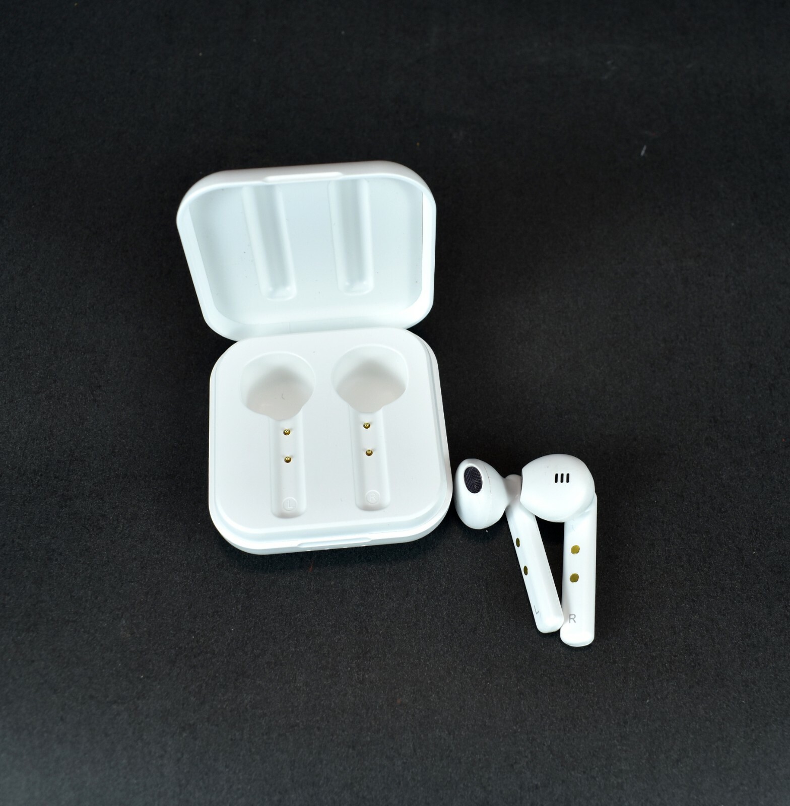 MeloPods Audio Ear Plugs – BT 5, Headset Calls, Siri Support, Touch Operation