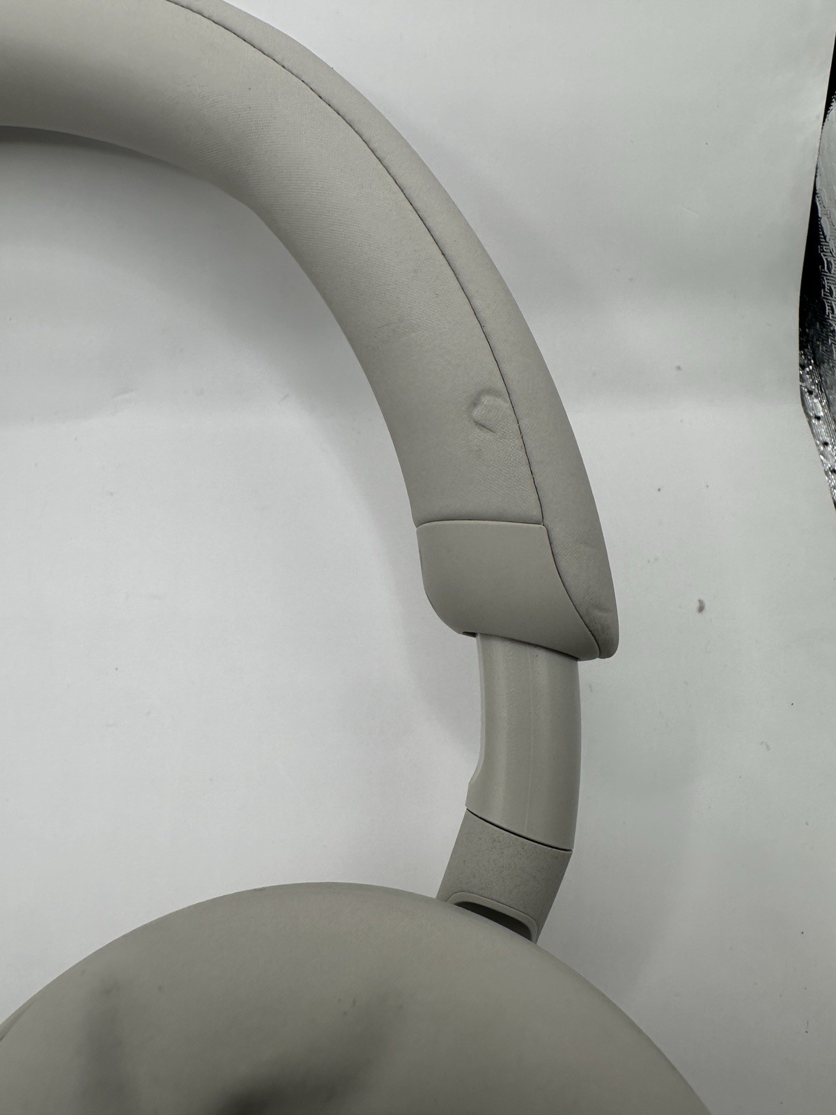 Sony WH-1000XM5 Wireless Noise Canceling Bluetooth Headphones w/Case – Silver