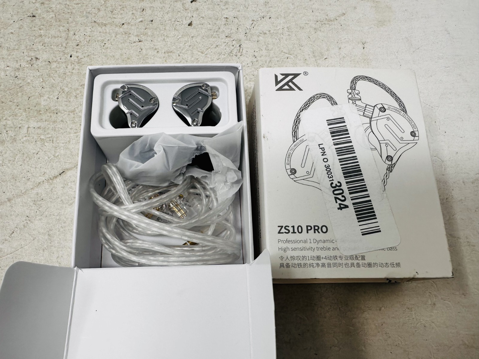 Linsoul KZ ZS10 Pro, 4BA+1DD 5 Driver in Ear Monitor, HiFi Wired Black, w/o Mic