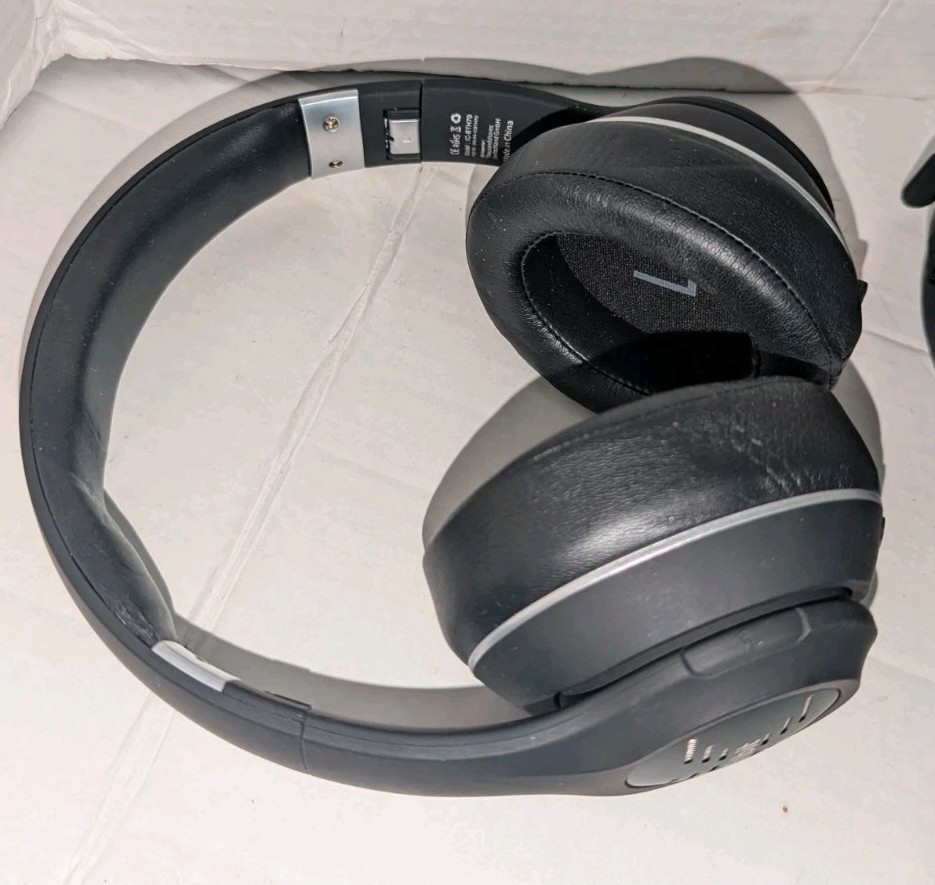 Tribirt XFree Tune IC-BTH70 Wireless Noise Cancelling Headphones