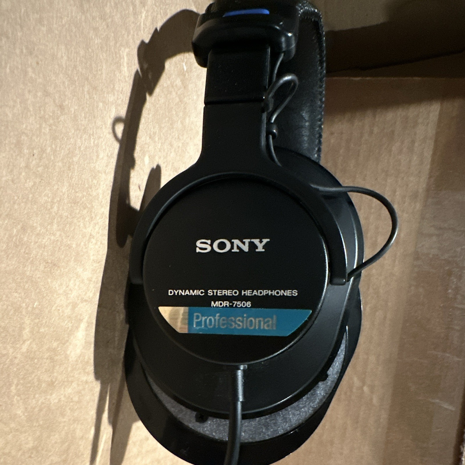 Sony MDR-7506 Wired Professional Studio Monitor Headphones Black Headband