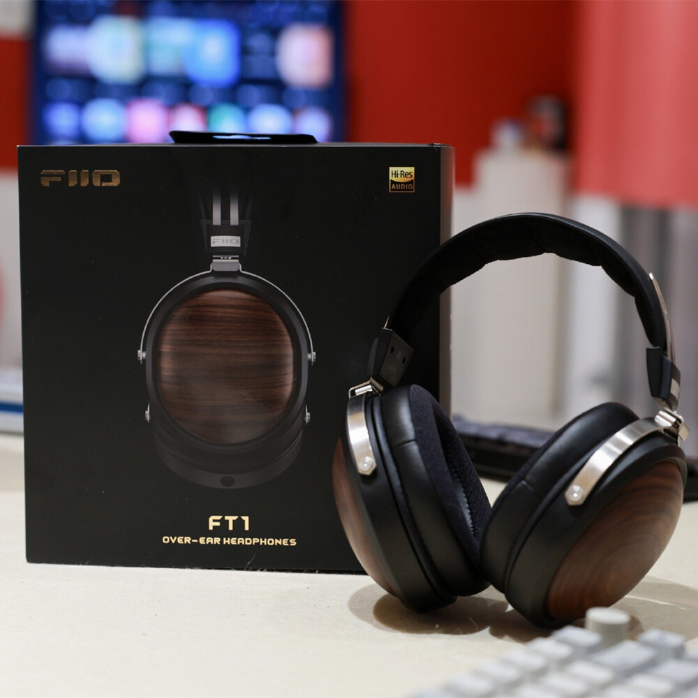 FiiO FT1 Closed-Back 60mm Large Dynamic Driver Wired Hi-Fi Headphones