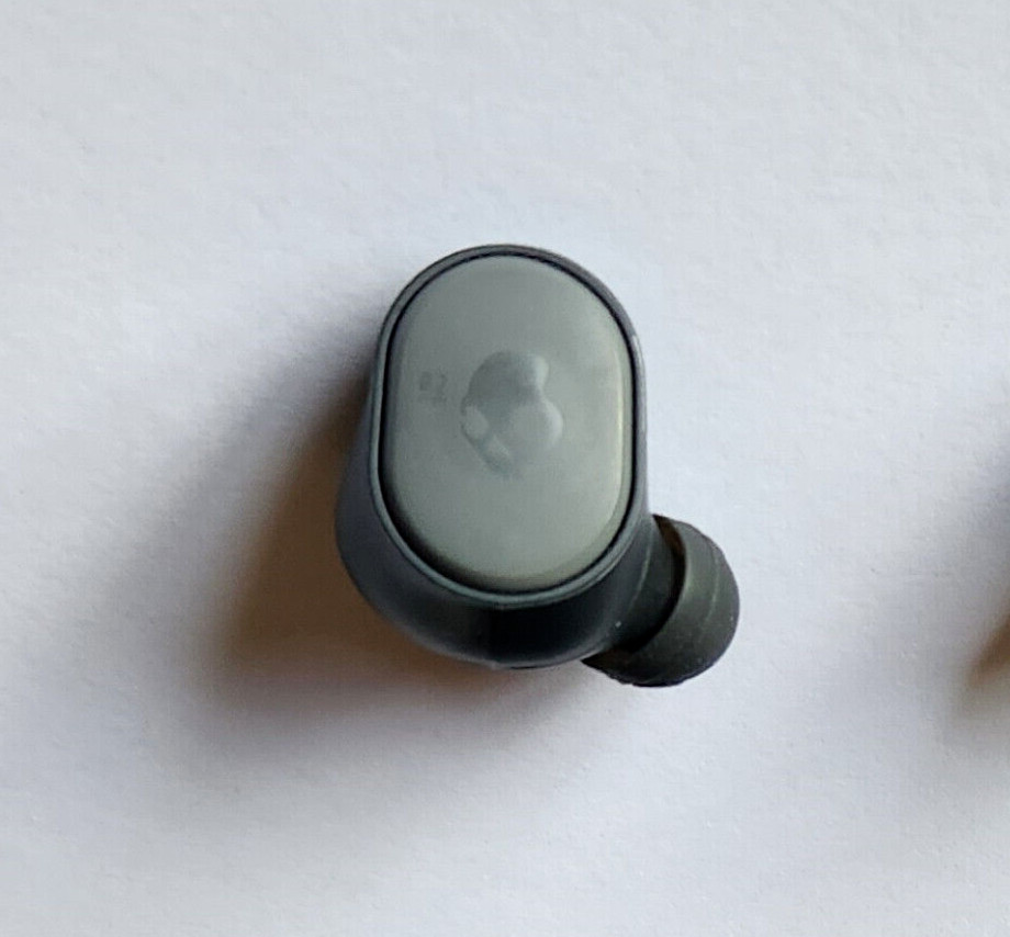 Unused Gray Black Skullcandy SESH True Wireless RIGHT SIDE ONLY Earbud S2TDW
