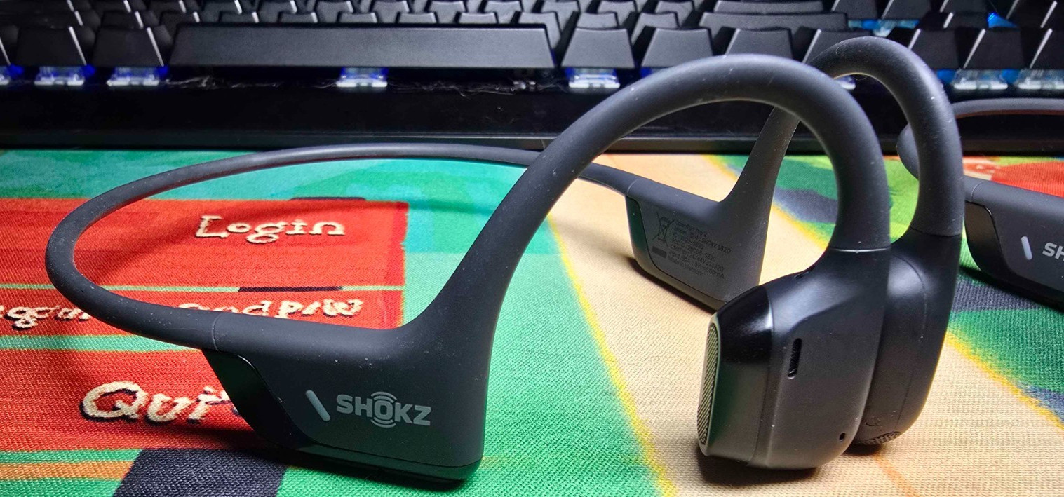 Shokz OpenRun Pro 2 Bone Conduction Sports Headphones Black S820