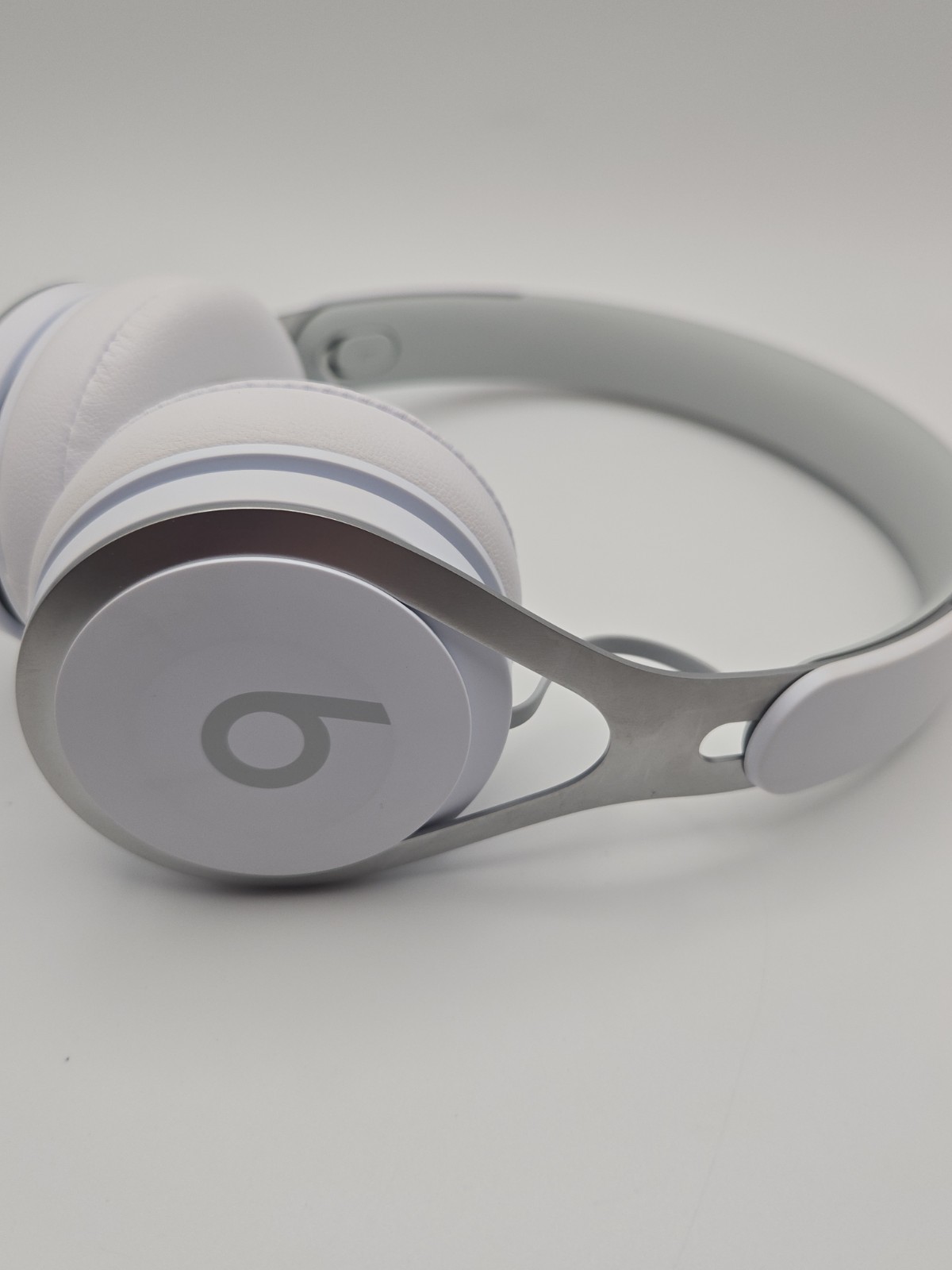Original OEM Beats by Dr. Dre EP Wired On-Ear Headphones White 3.5mm Jack TESTED