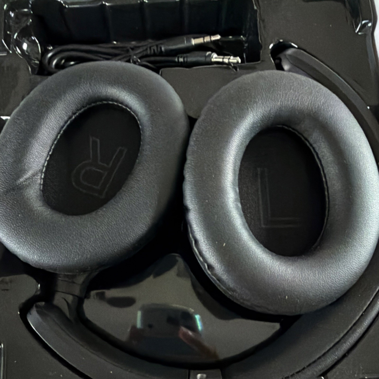 TAGRY H08 ANC Over-Ear Bluetooth Headphones Fast Charge 40mm Black 3.5mm
