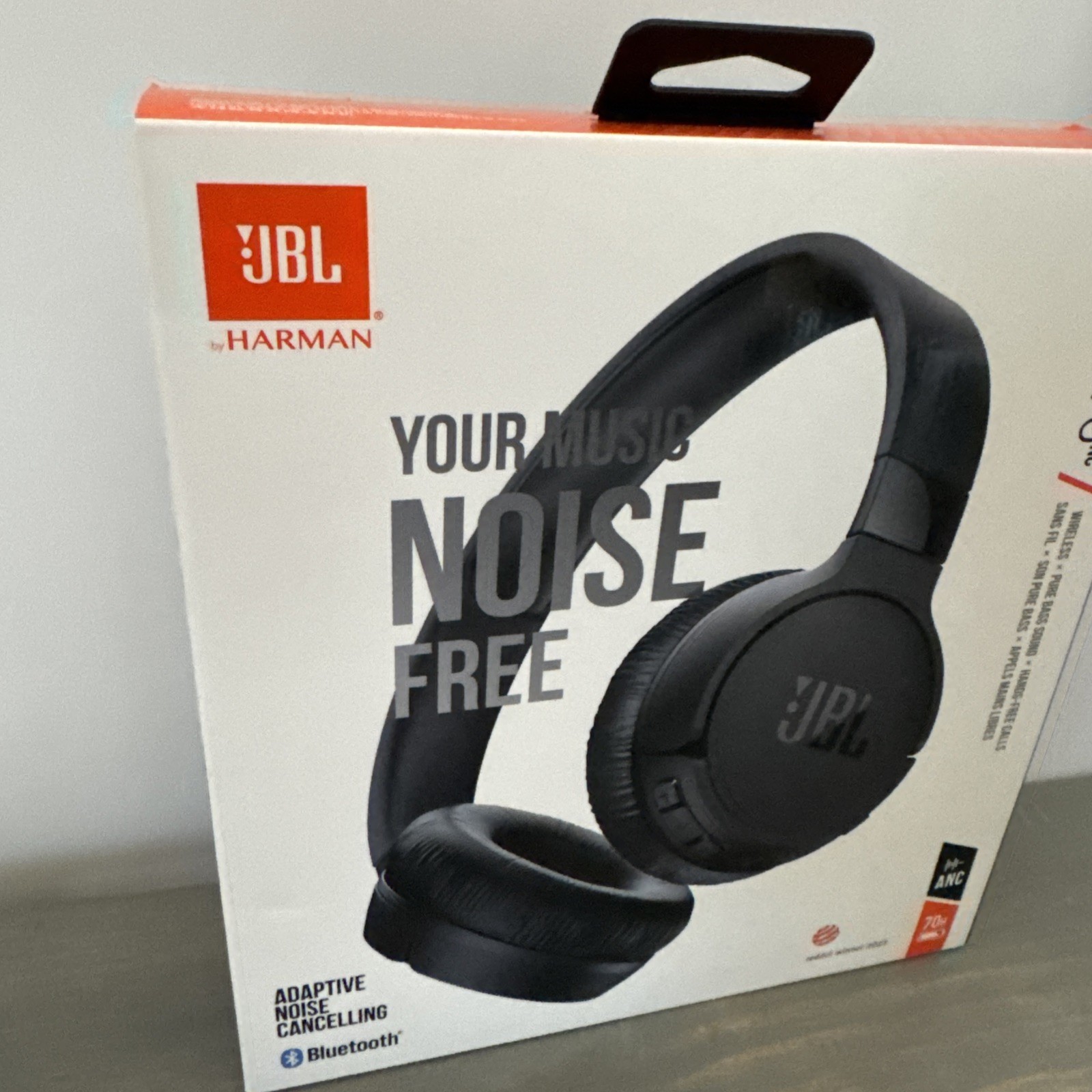 NEW JBL TUNE 670NC (FC3005023) Noise Cancelling Bluetooth Headphones Sealed