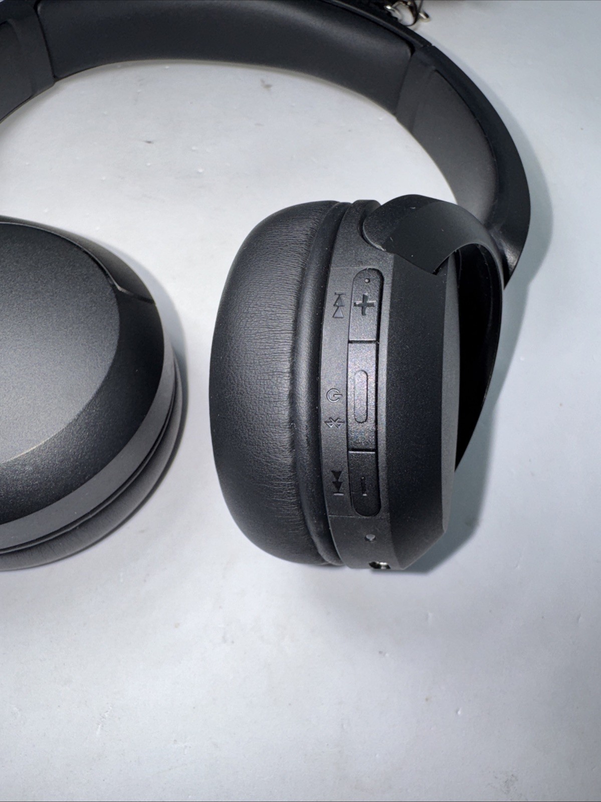 Sony WH-CH520 Wireless Headphones Bluetooth On-Ear Headset w/ Microphone, Black
