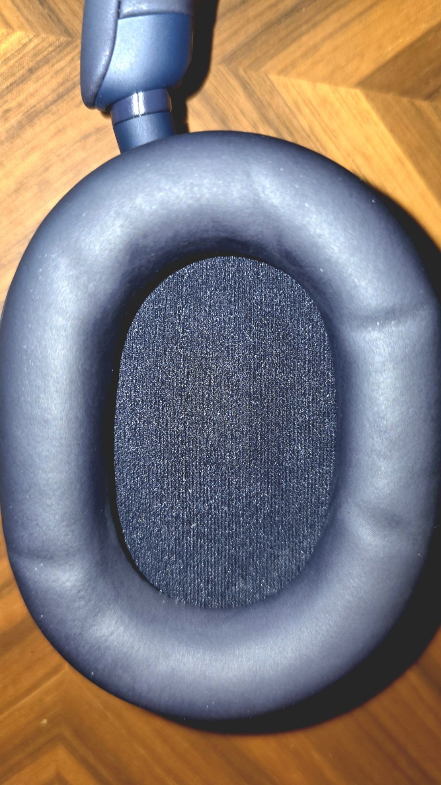 Sony WH-1000XM5 Wireless Noise Canceling Headphones Blue + Case Excellent