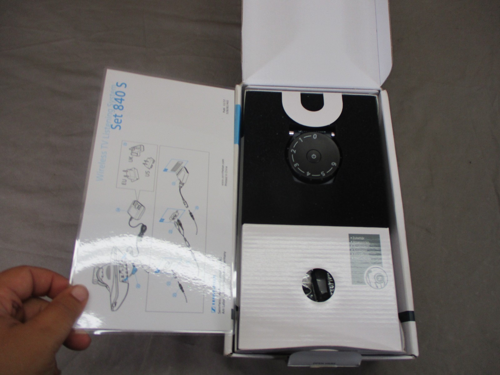 Sennheiser SET 840-S Wireless Assistive Listening System – NEW IN BOX