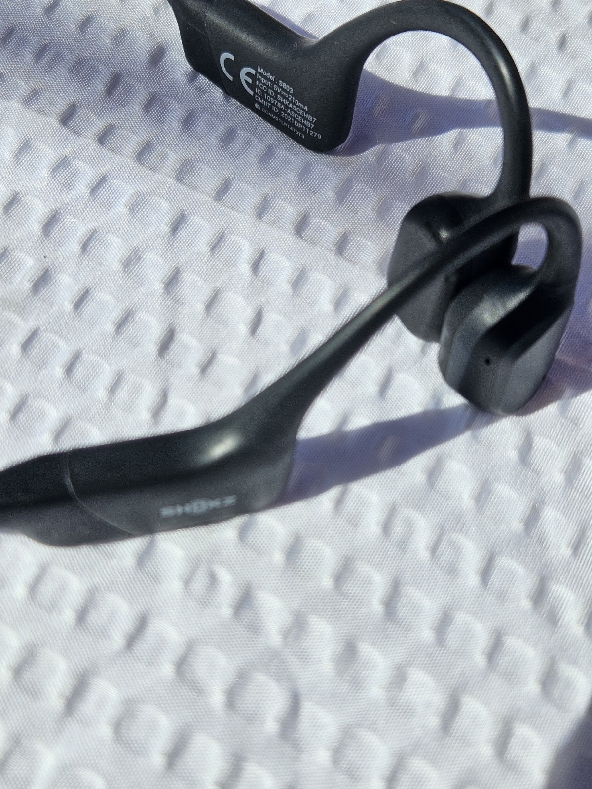 Shokz – OpenRun S803 Bone Conduction Open-Ear – Endurance Headphones ~ Black